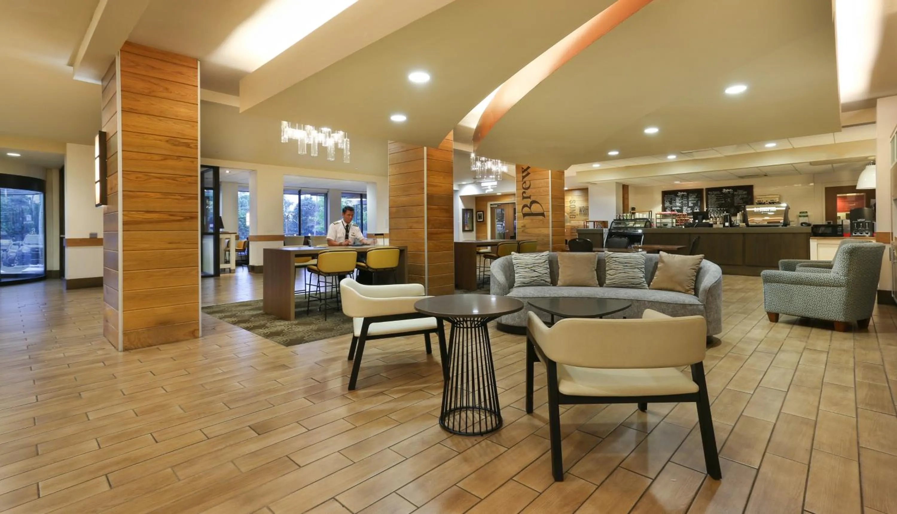 Property building in Holiday Inn Nashville - Vanderbilt - Dwtn by IHG