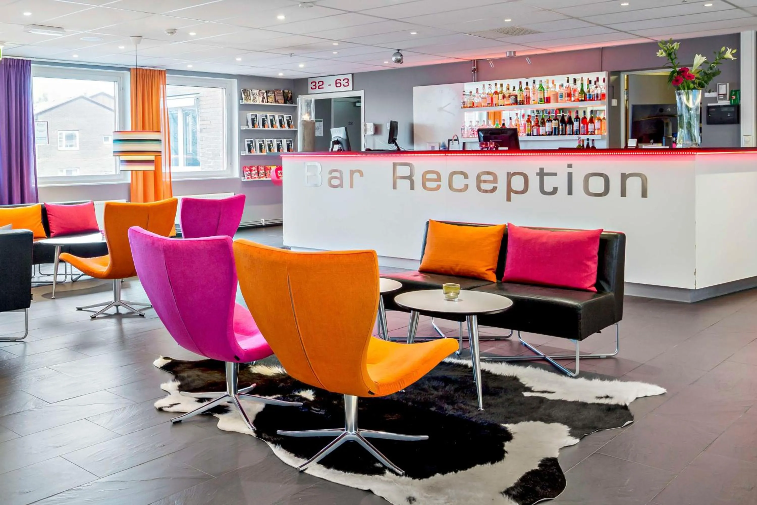 Lobby or reception in Sure Hotel by Best Western Stockholm Alvsjo