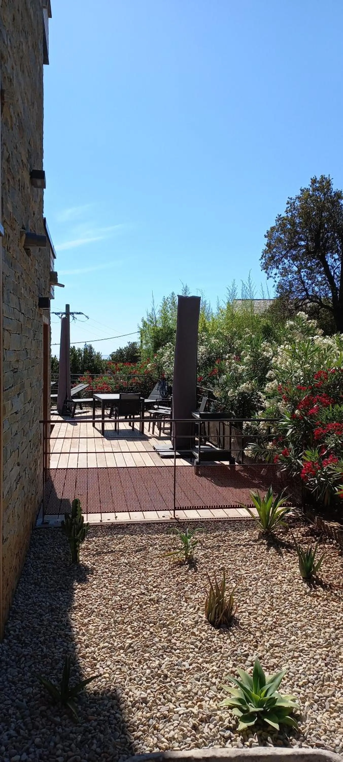 Spring in Suites in Erbalunga