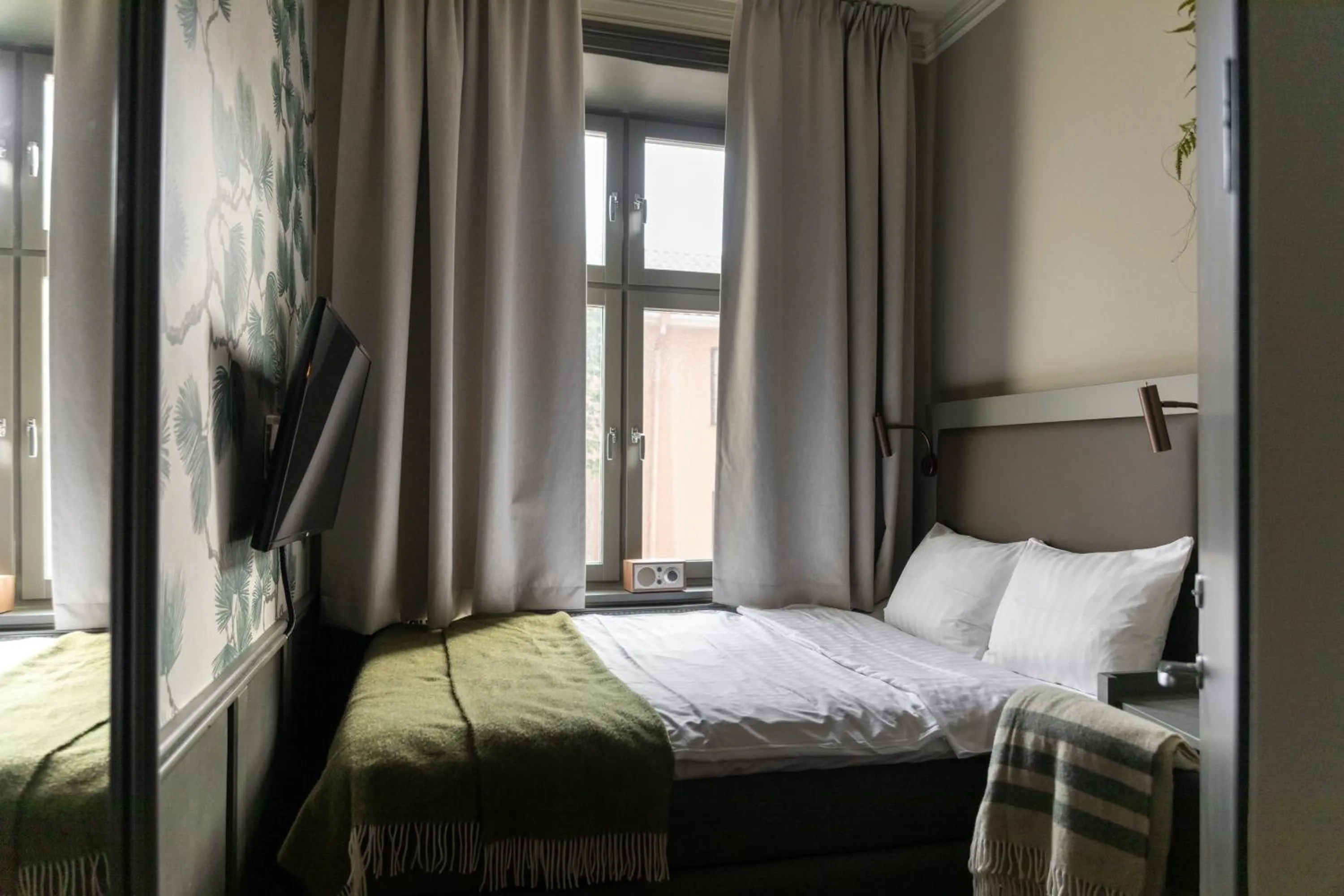 Bed in Home Hotel Majoren