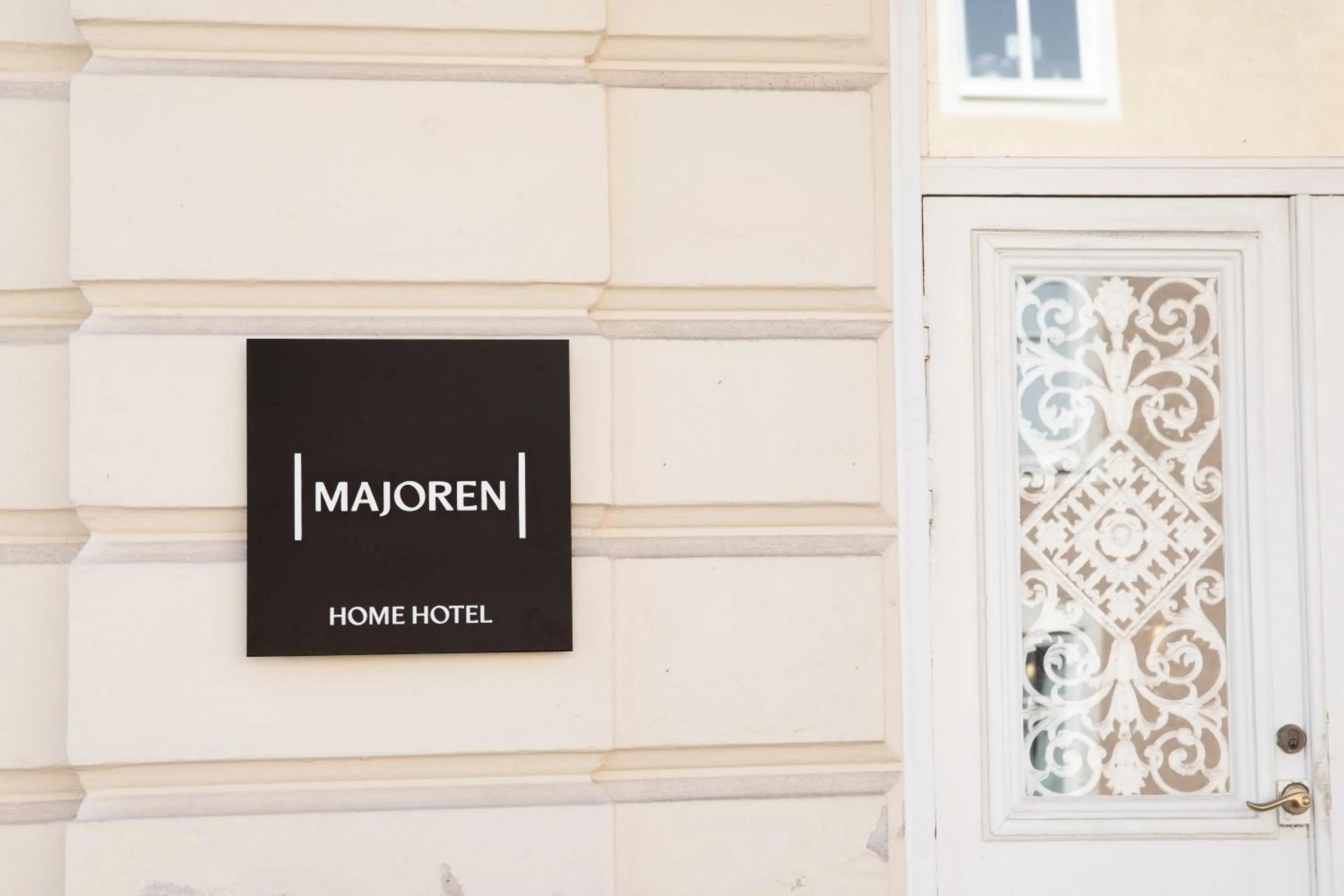 Property building in Home Hotel Majoren