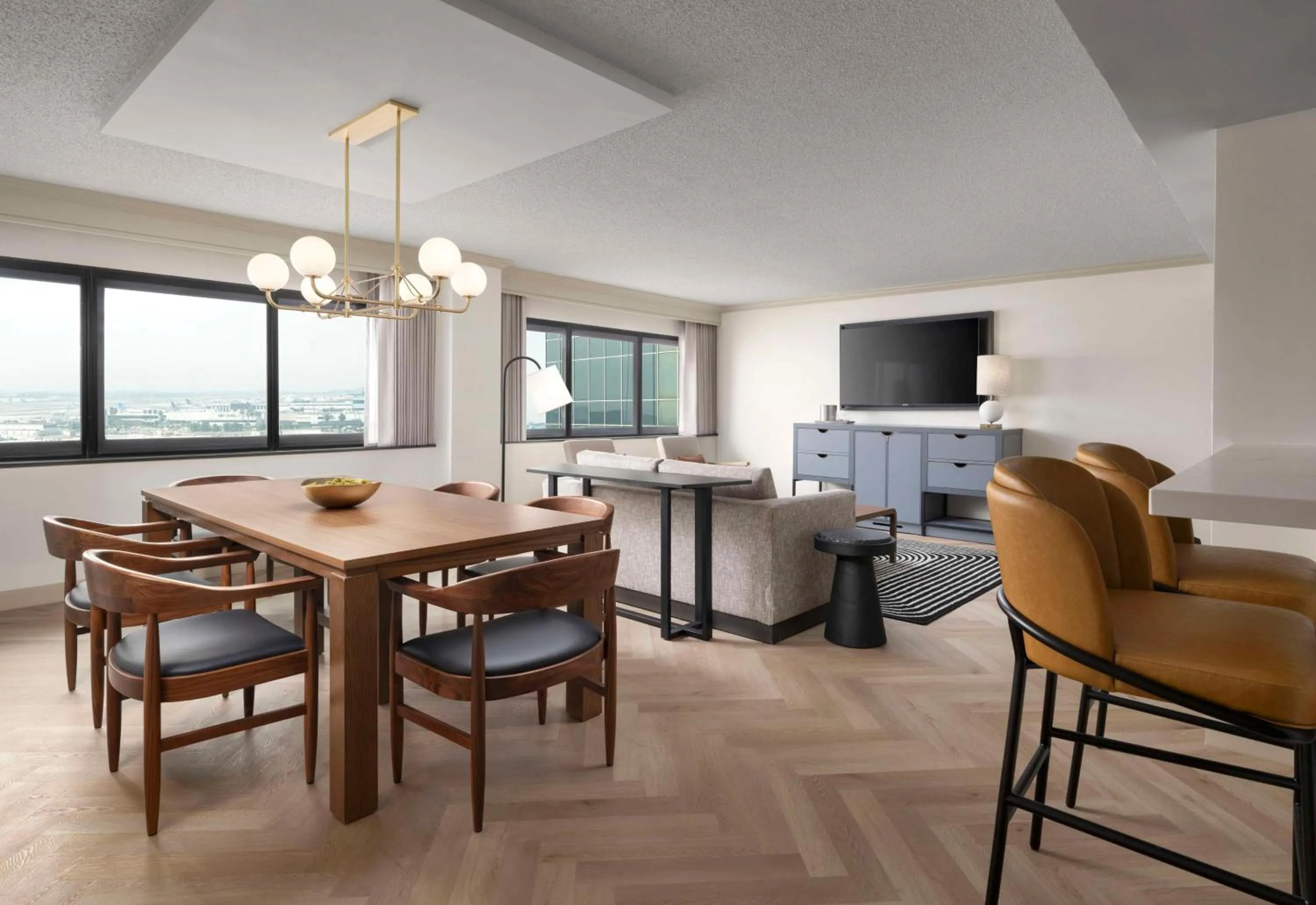 Bedroom in Sonesta Los Angeles Airport LAX