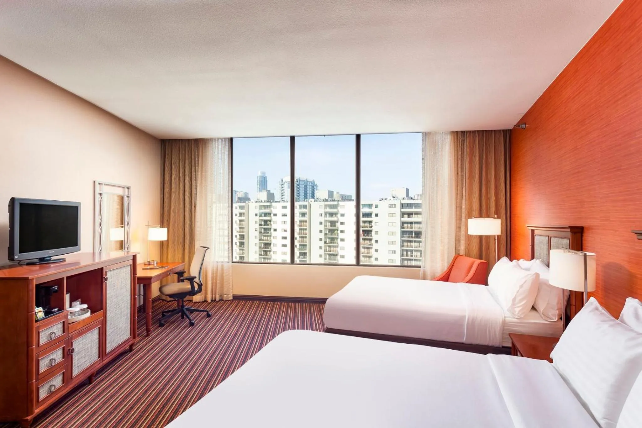 Photo of the whole room, Bed in Holiday Inn Austin -Town Lake by IHG