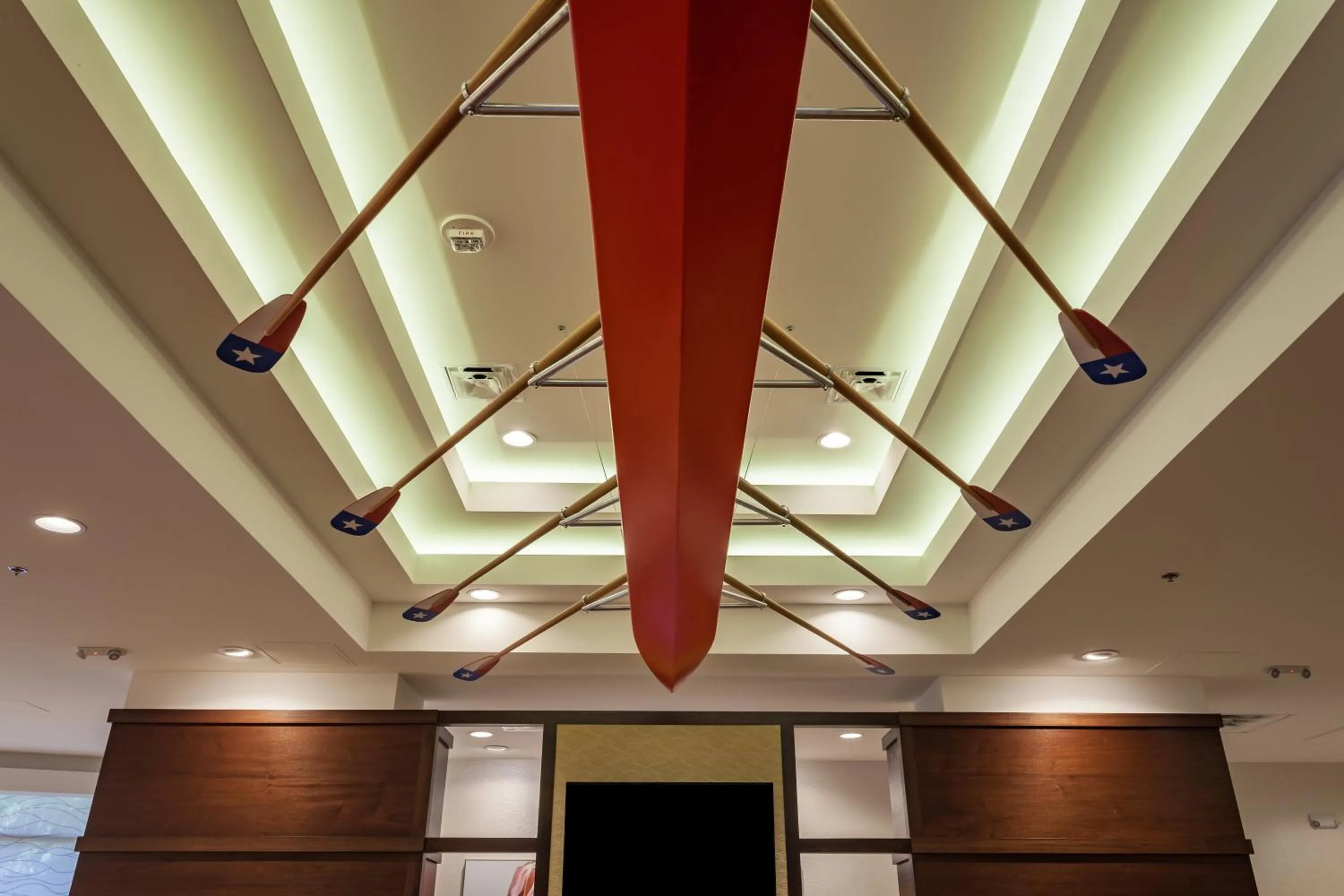 Lounge or bar in Holiday Inn Austin -Town Lake by IHG