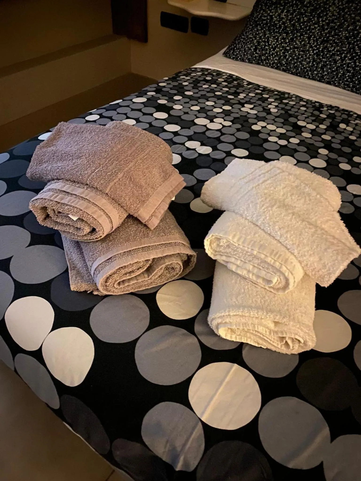 Bed in Two Sisters Suites