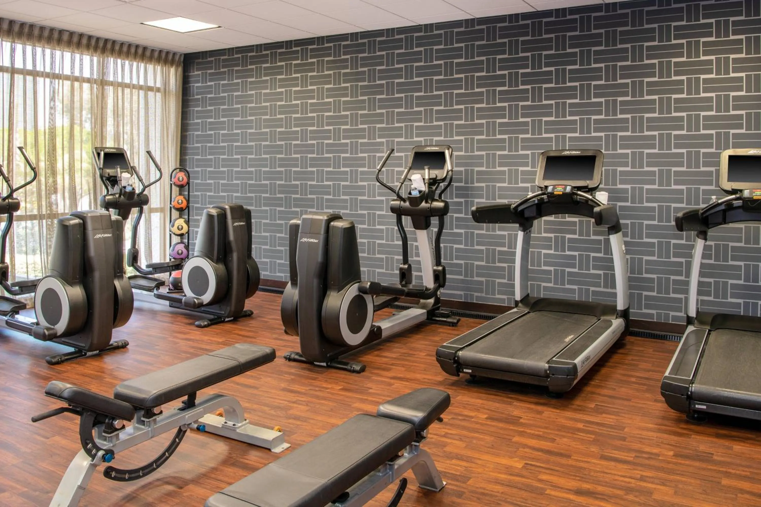Fitness centre/facilities in Beverly Hills Marriott