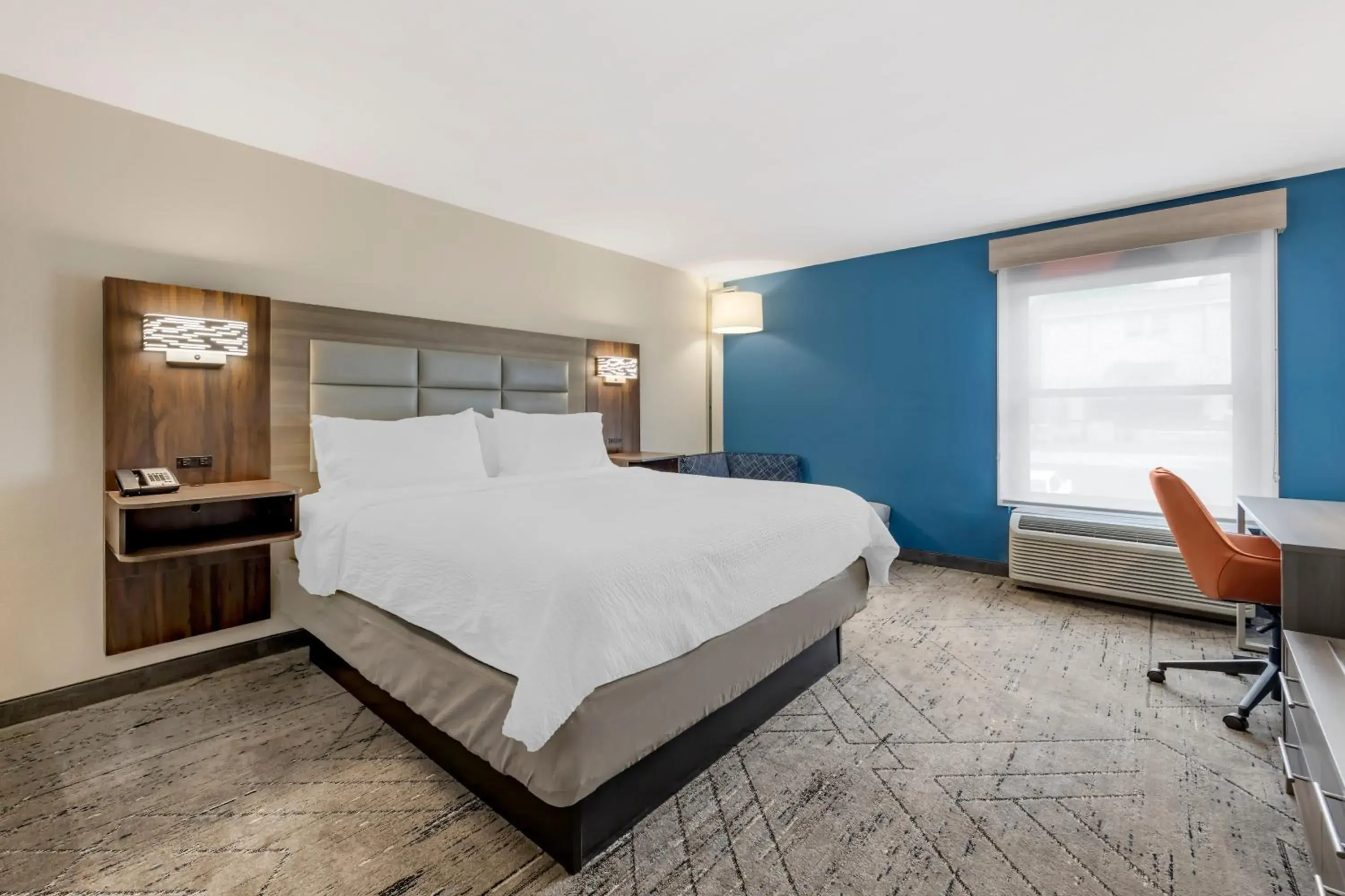 King Room - Hearing Accessible in Holiday Inn Express & Suites Nashville Southeast - Antioch by IHG King Room - Hearing Accessible in Holiday Inn Express & Suites Nashville Southeast - Antioch by IHG