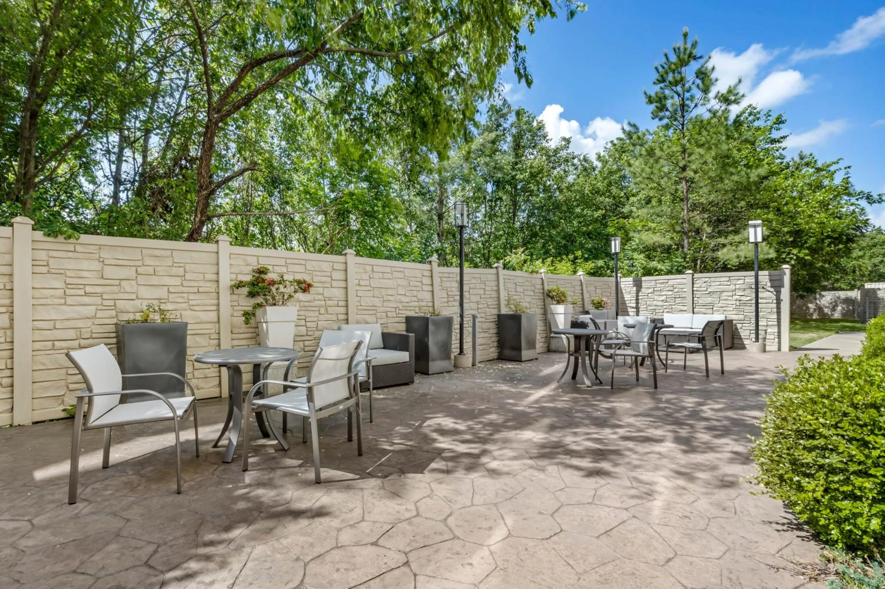 Patio in Holiday Inn Express & Suites Nashville Southeast - Antioch by IHG