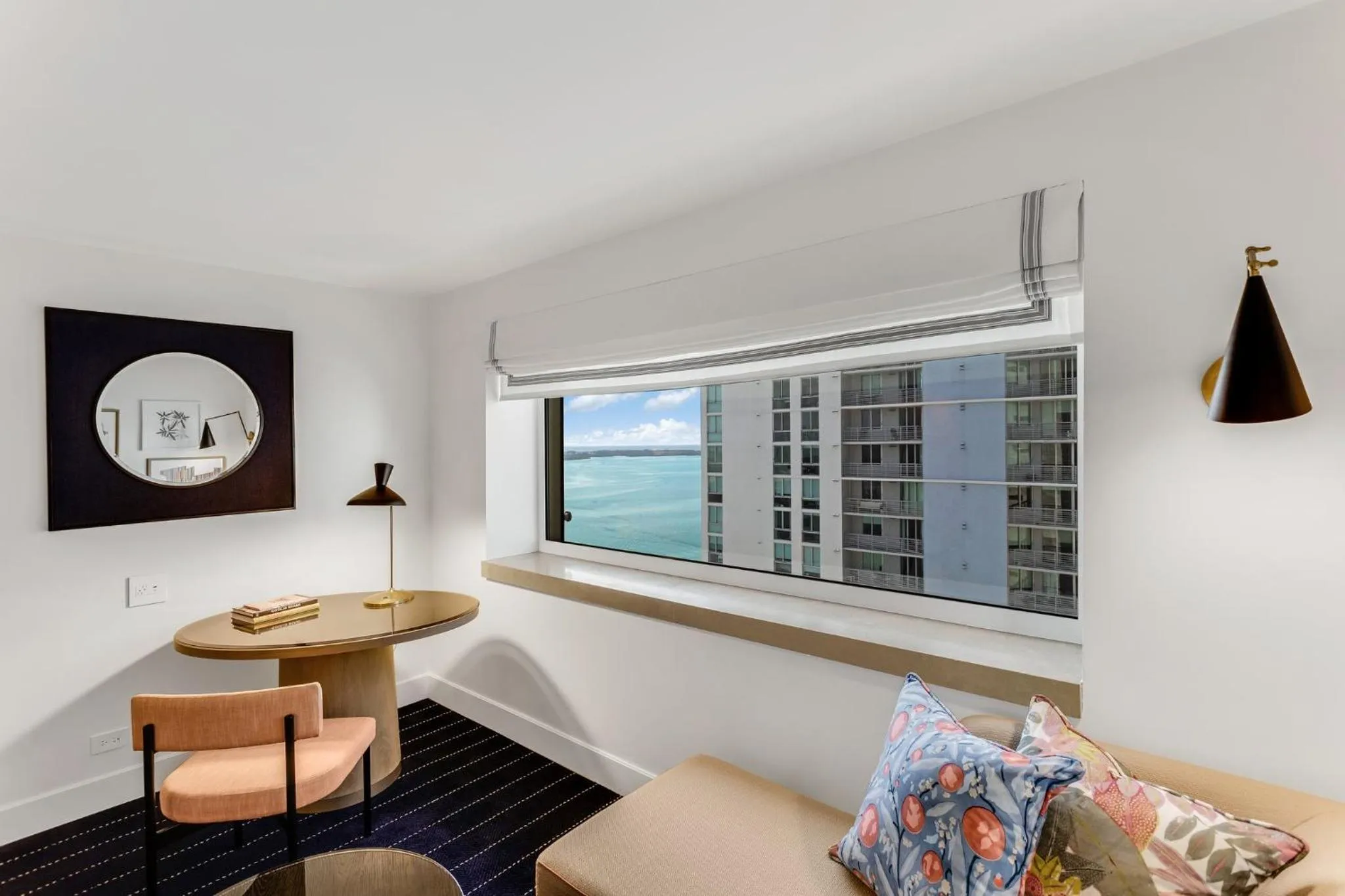 Classic King Room with Partial Bay View in InterContinental Miami by IHG