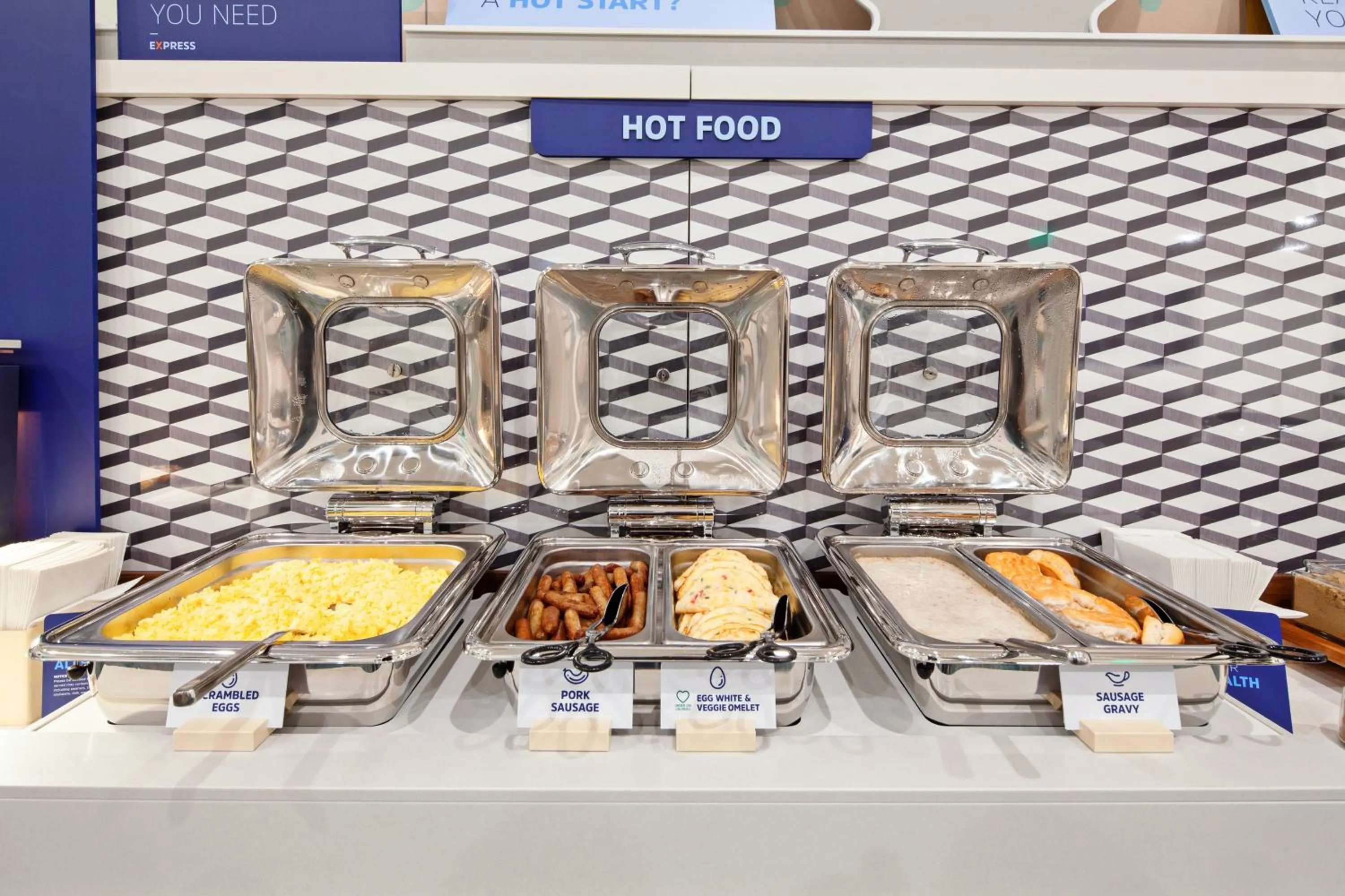 Breakfast in Holiday Inn Express Hollywood Walk of Fame by IHG