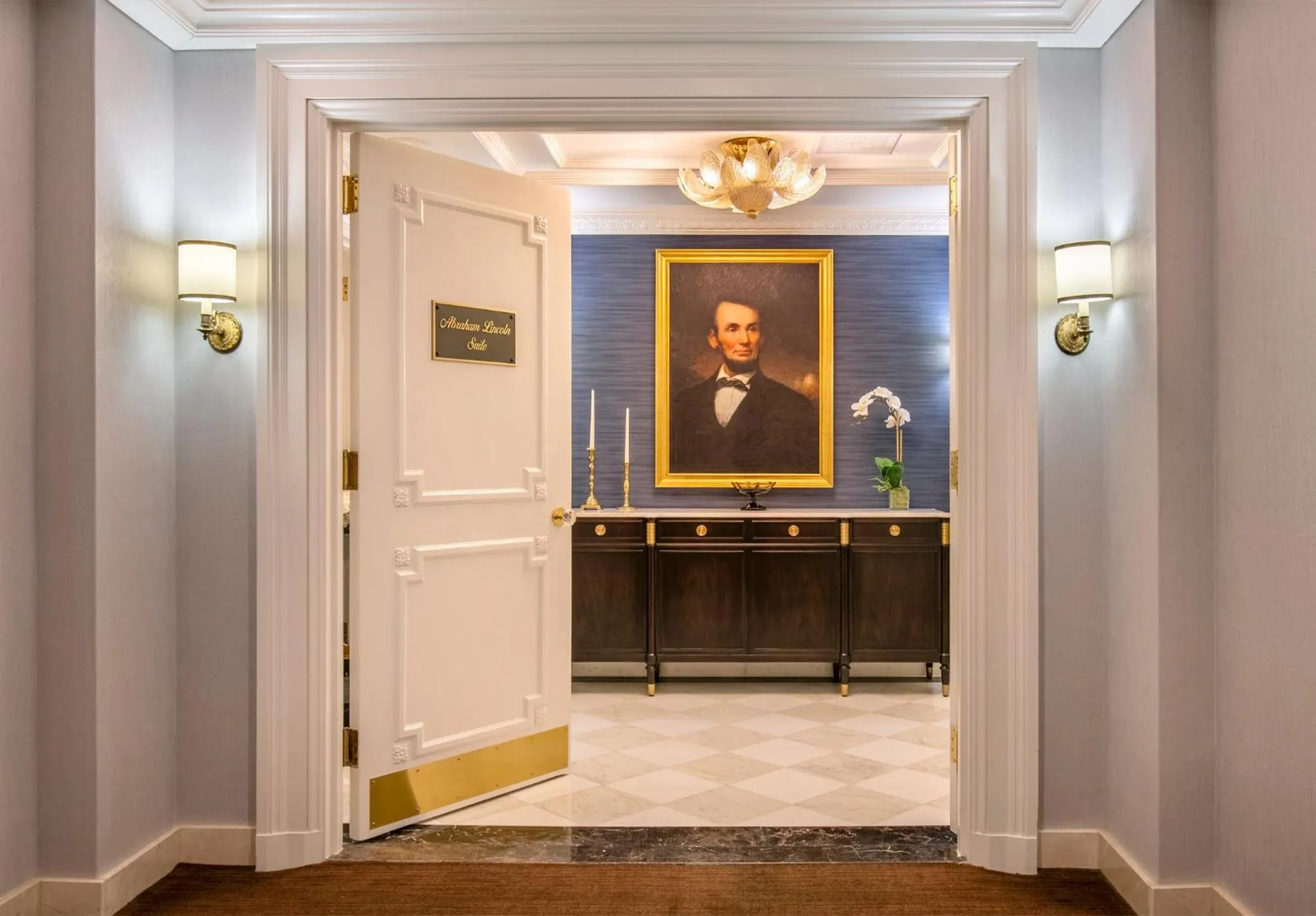 Photo of the whole room in Willard InterContinental Washington by IHG