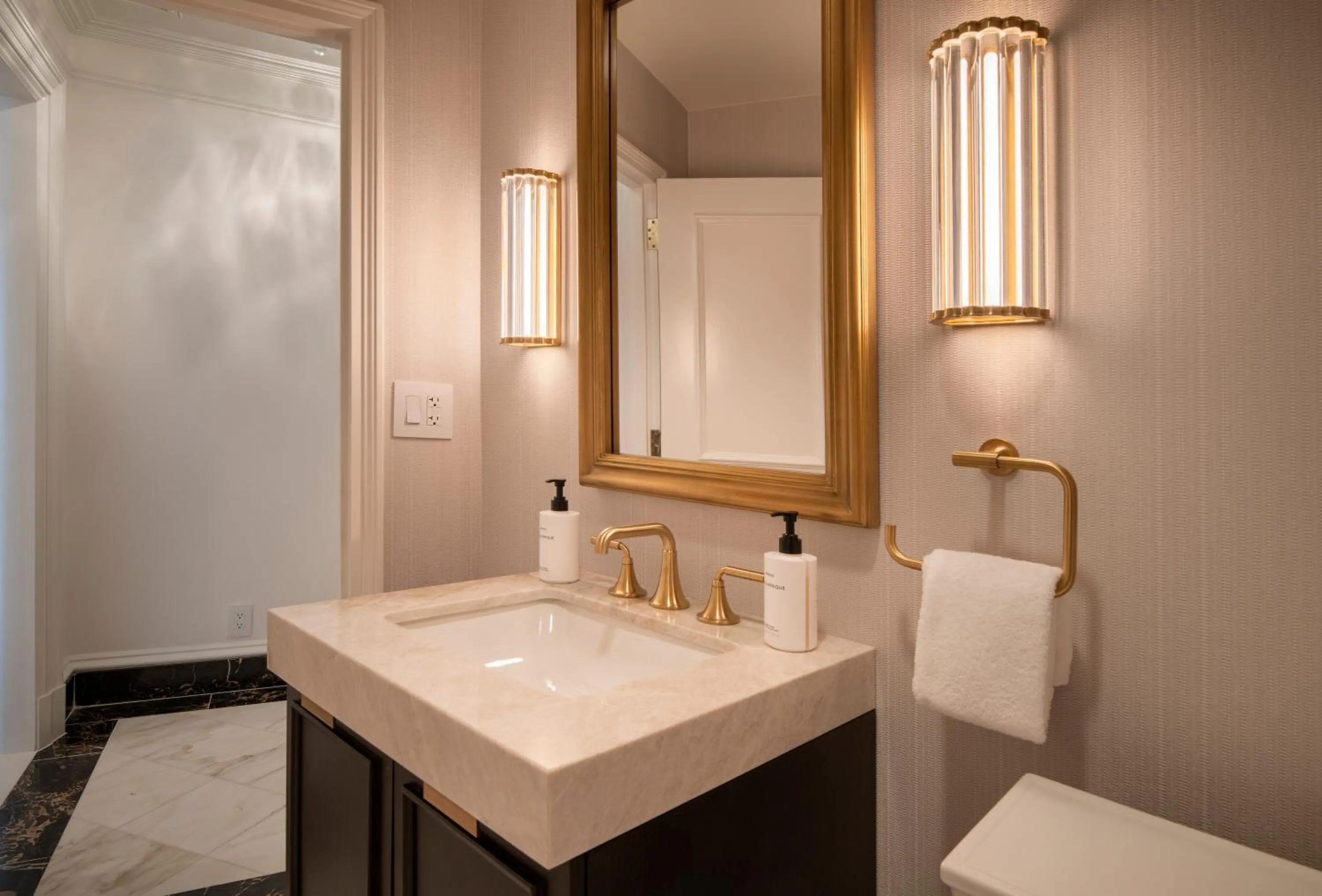 Bathroom in Willard InterContinental Washington by IHG