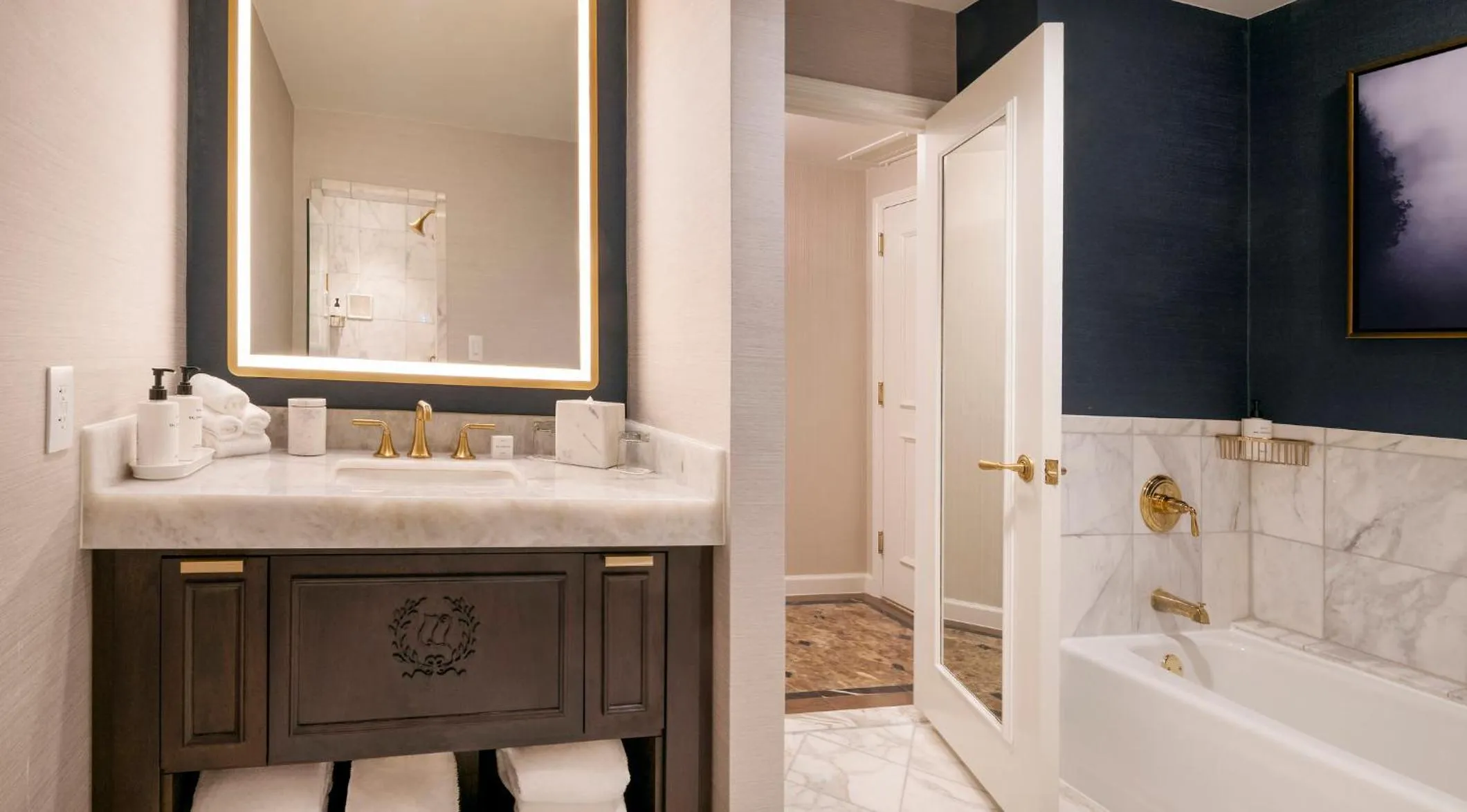 Photo of the whole room in Willard InterContinental Washington by IHG