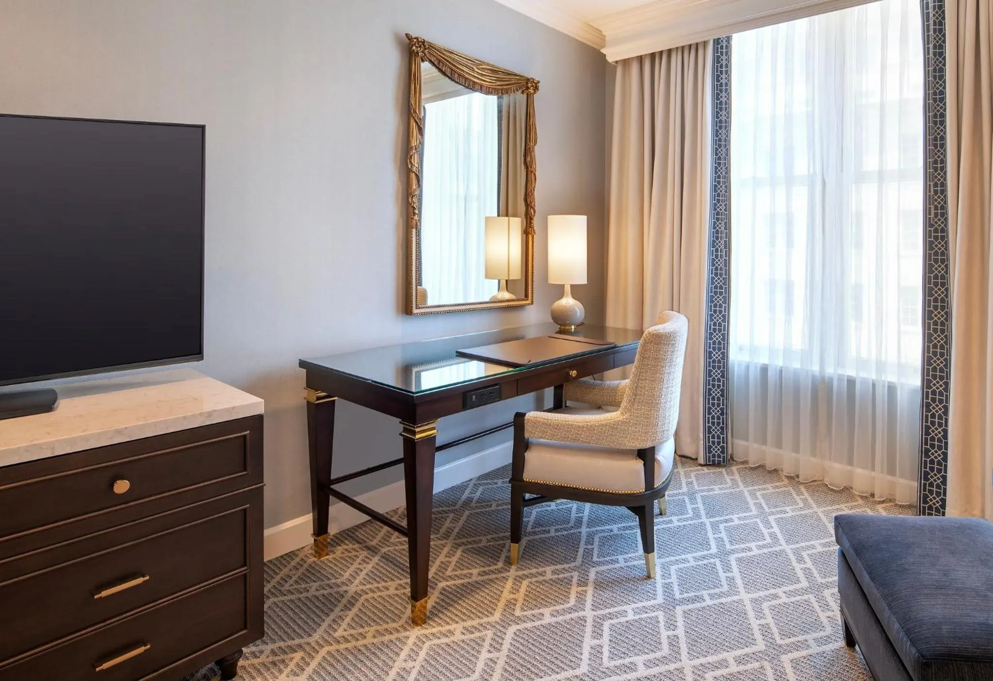 Photo of the whole room in Willard InterContinental Washington by IHG