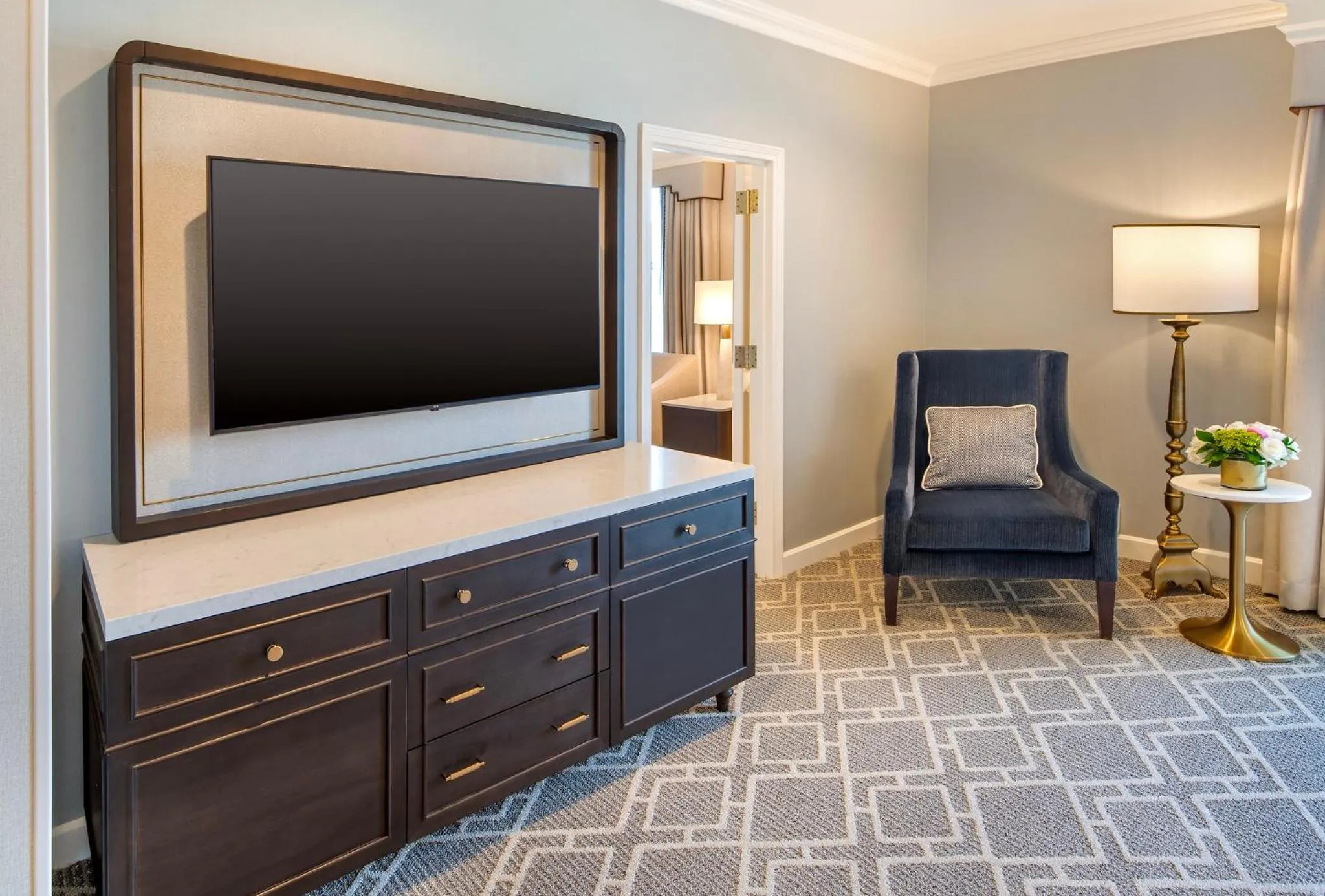 Photo of the whole room in Willard InterContinental Washington by IHG