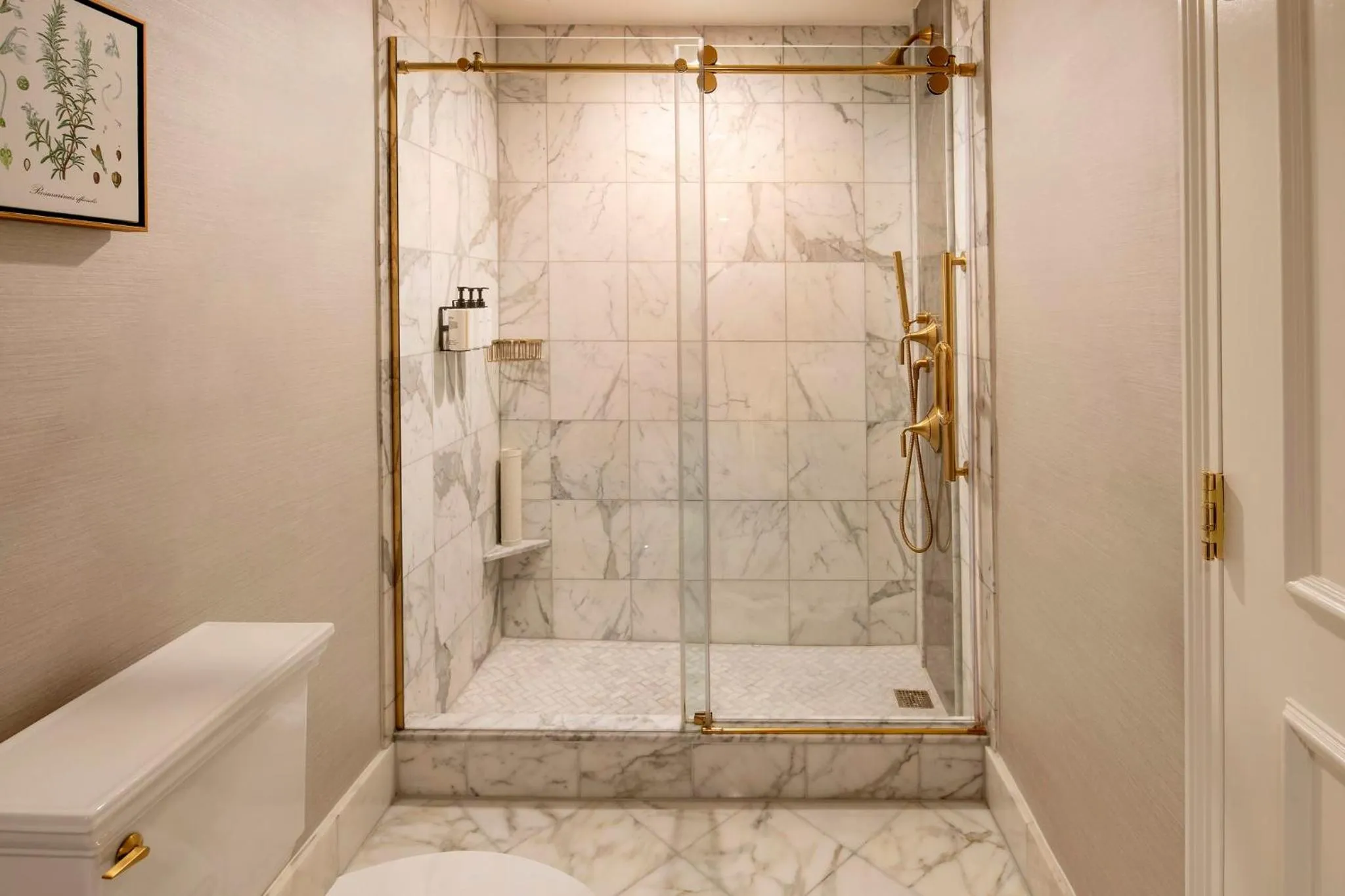 Bathroom in Willard InterContinental Washington by IHG