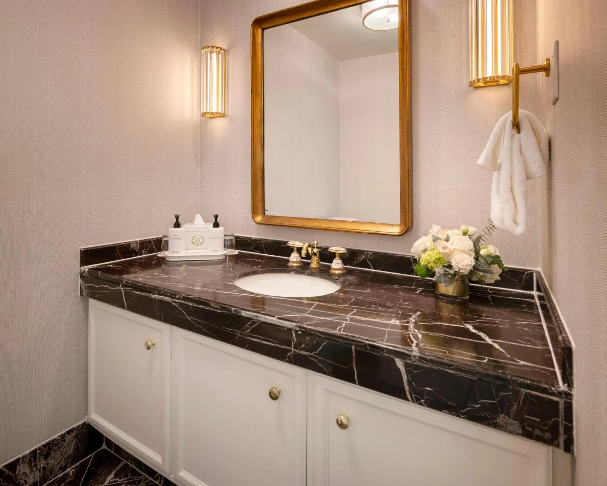 Bathroom in Willard InterContinental Washington by IHG