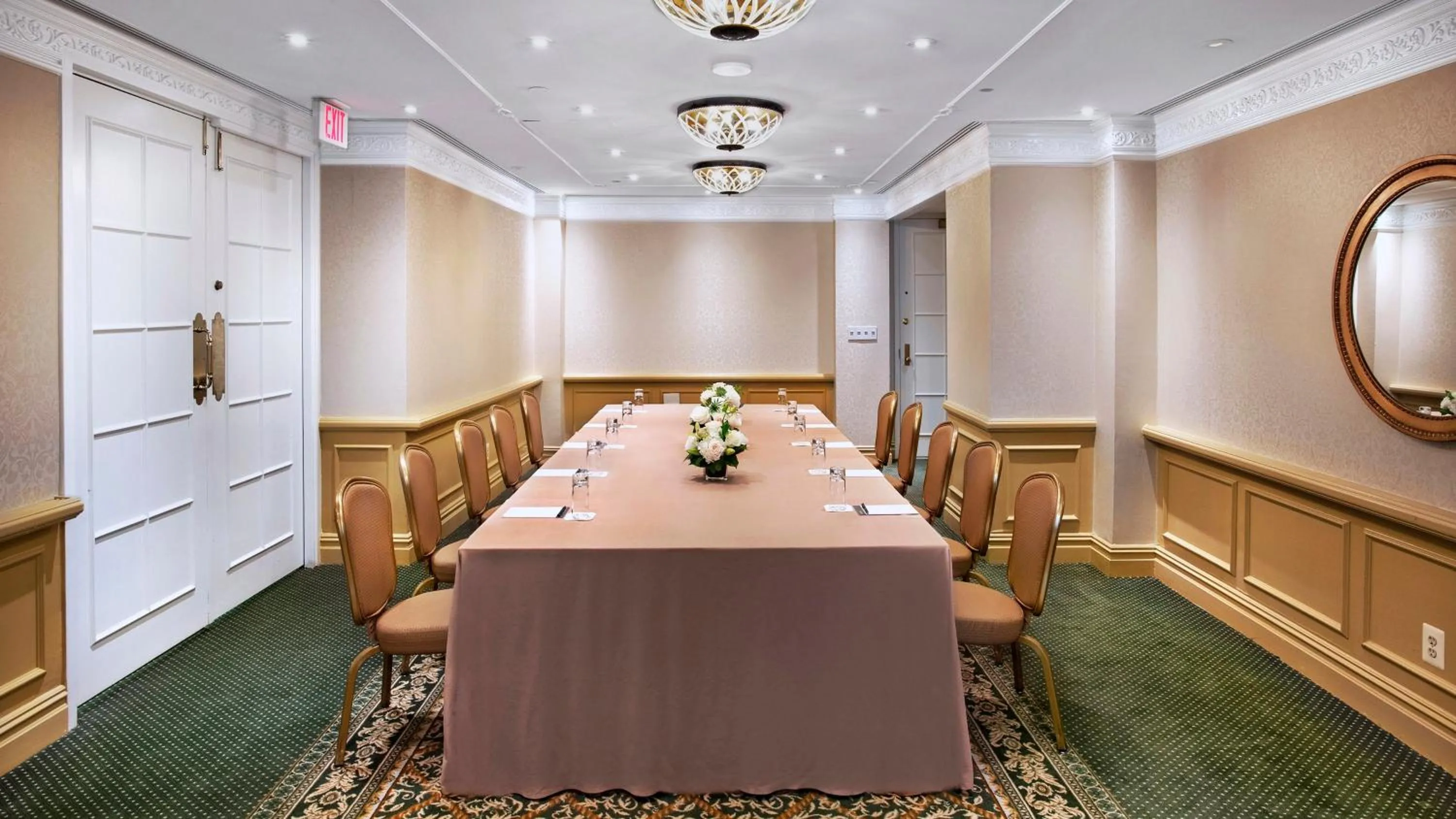 Meeting/conference room in Willard InterContinental Washington by IHG