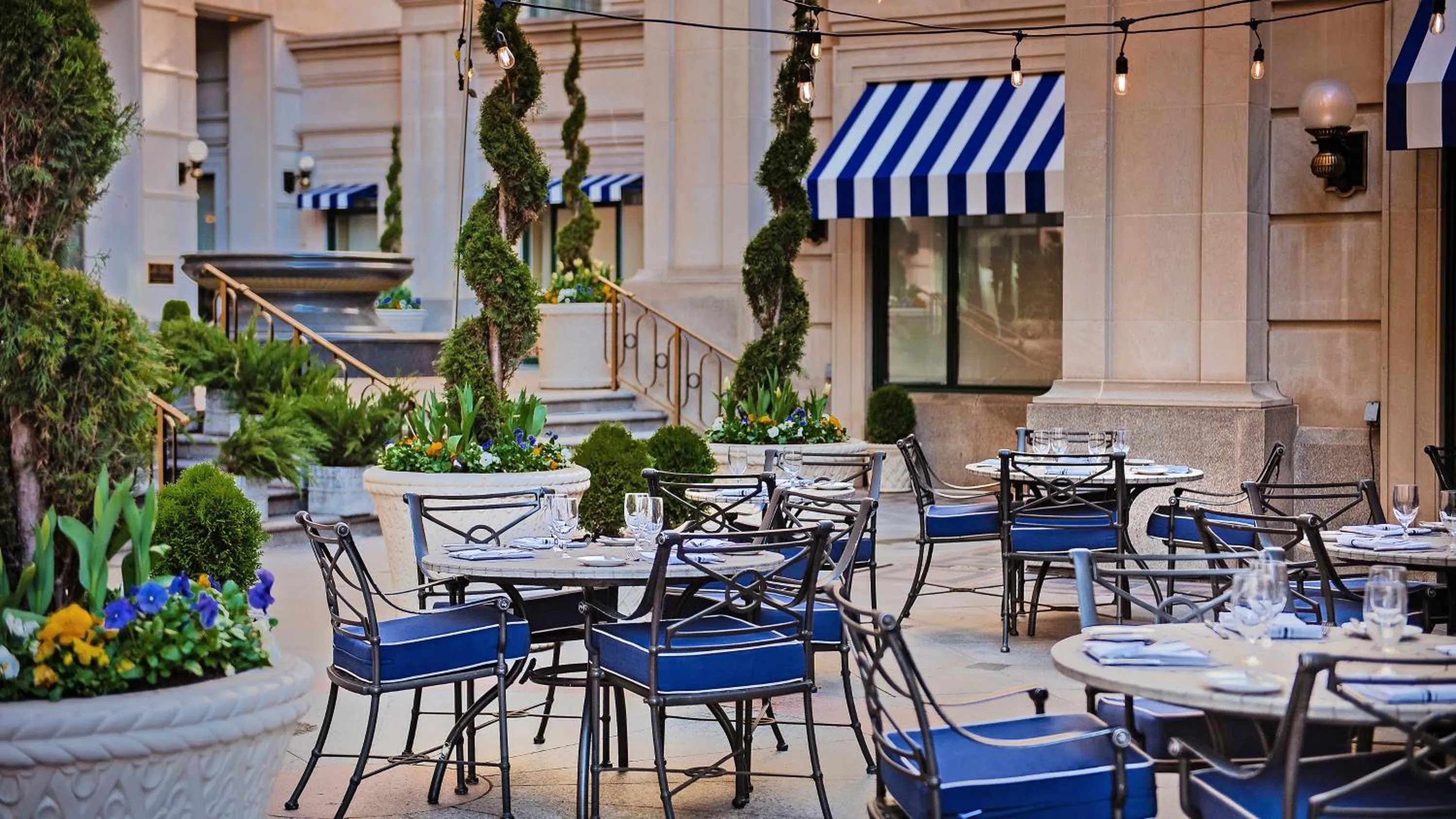Restaurant/places to eat in Willard InterContinental Washington by IHG