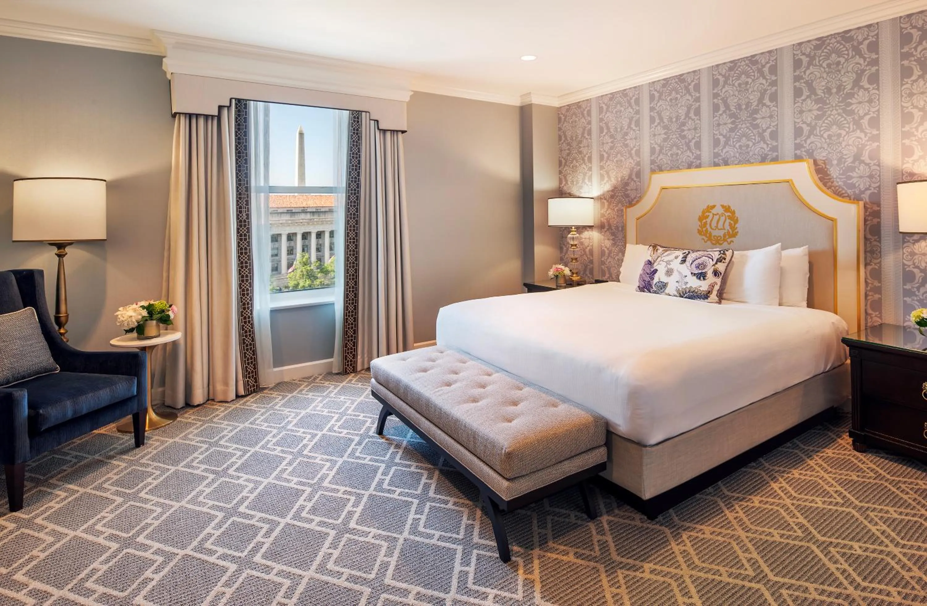 Bed in Willard InterContinental Washington by IHG