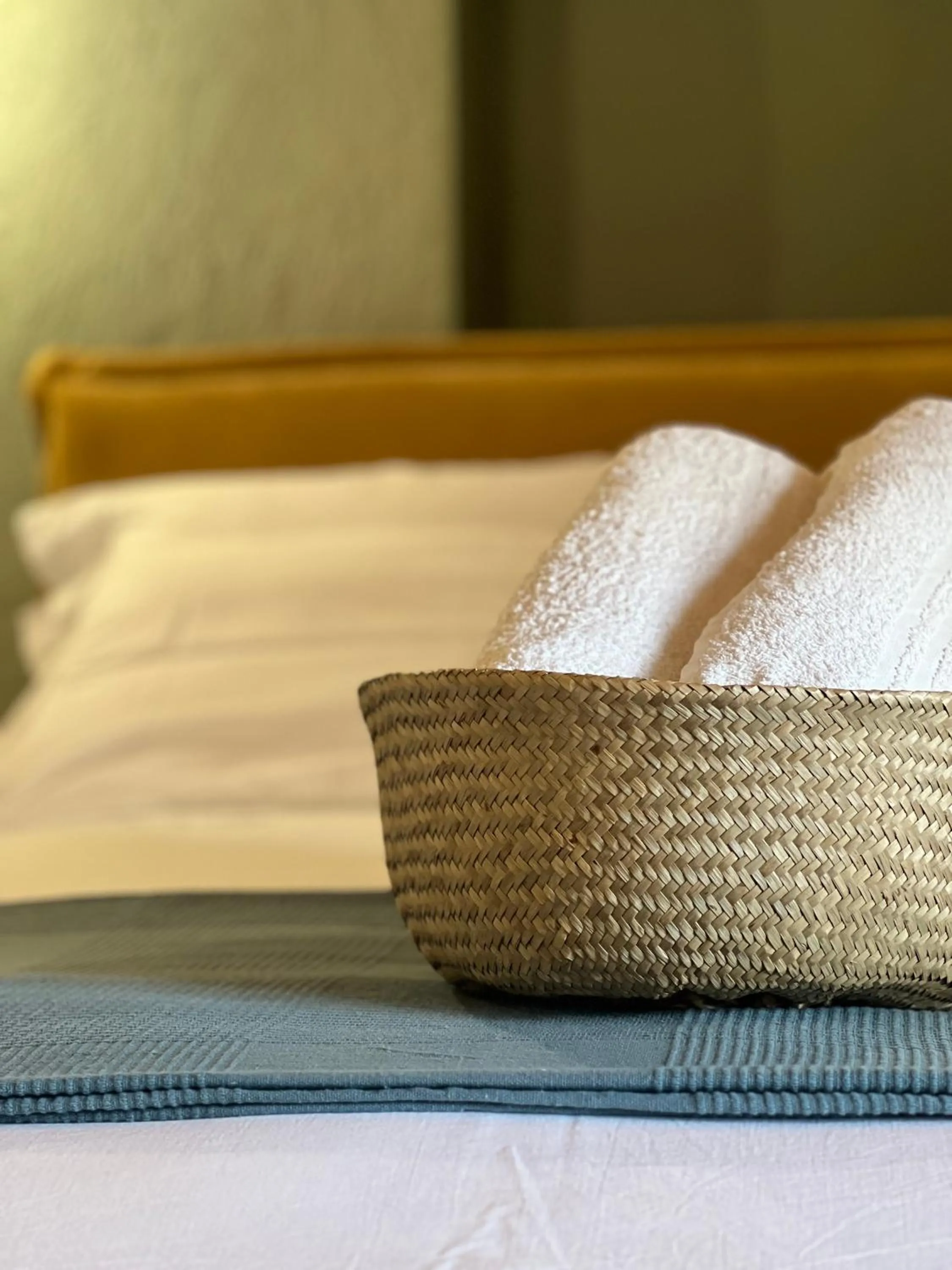 Decorative detail, Bed in GarganoMareBorghi ospitalità diffusa