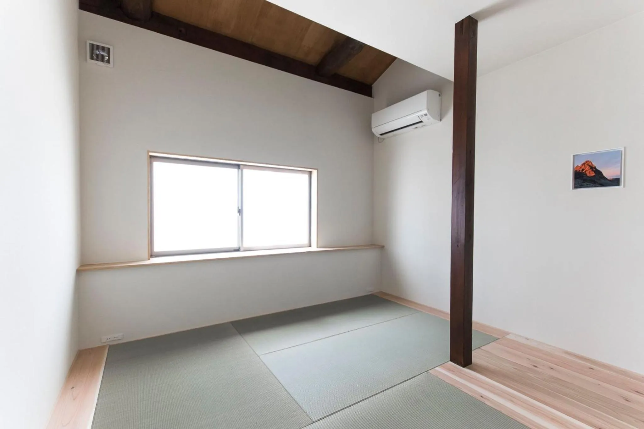 Photo of the whole room in Shizuya KYOTO