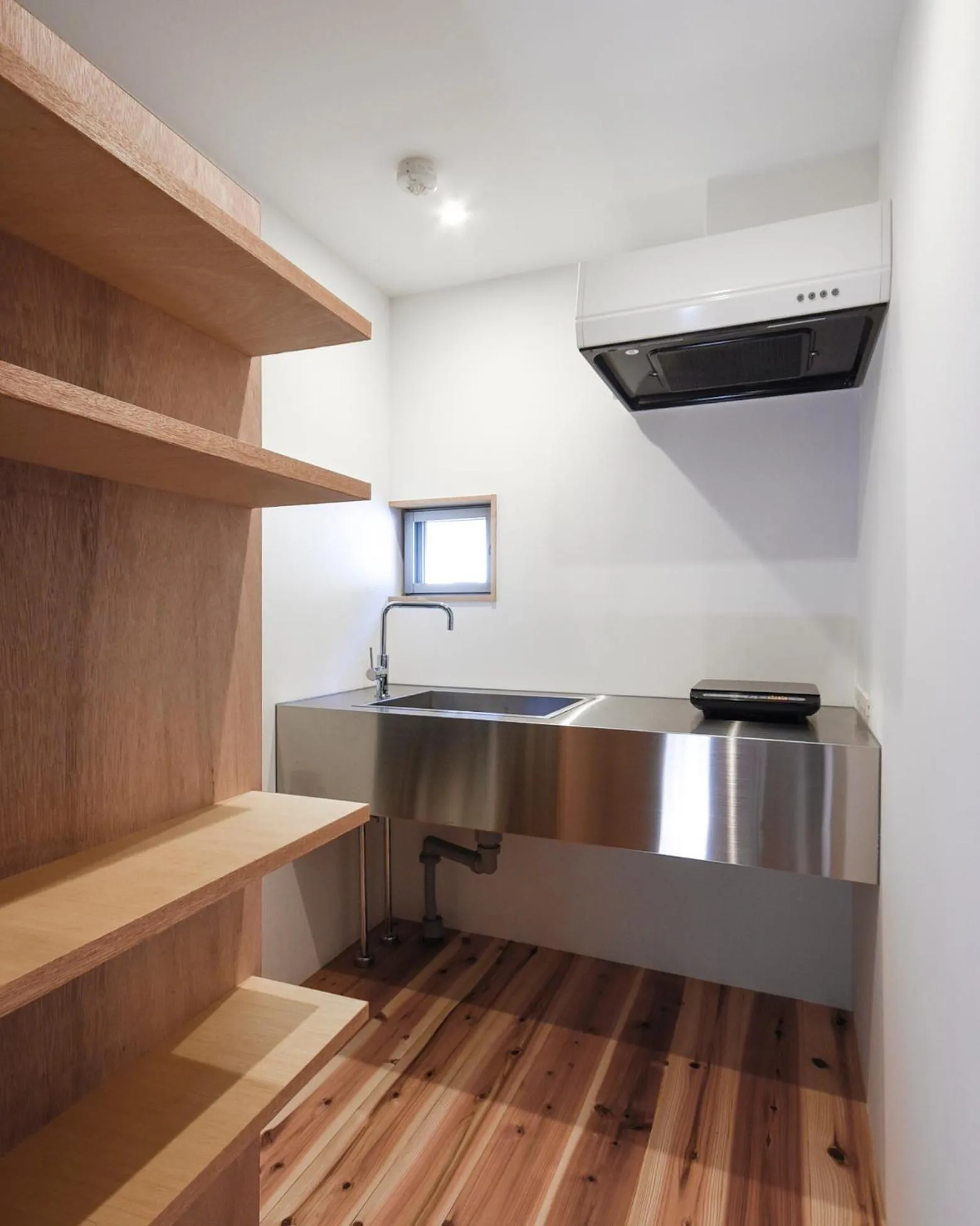 Communal kitchen in Shizuya KYOTO