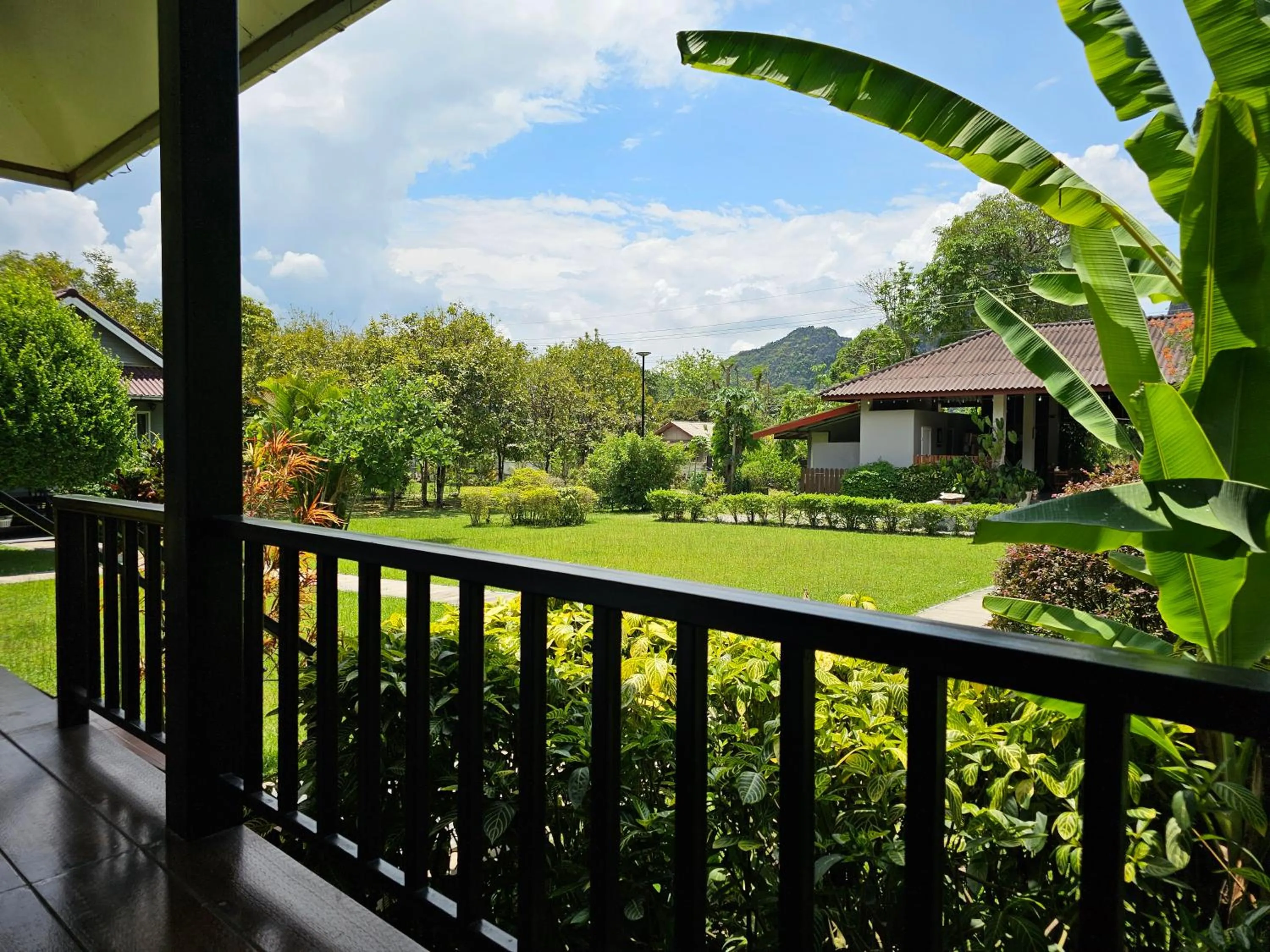 Restaurant/places to eat in Bearlinbungalow