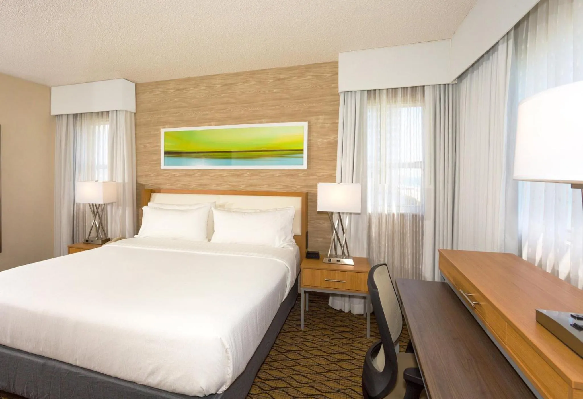 Photo of the whole room, Bed in Holiday Inn Miami Beach-Oceanfront by IHG