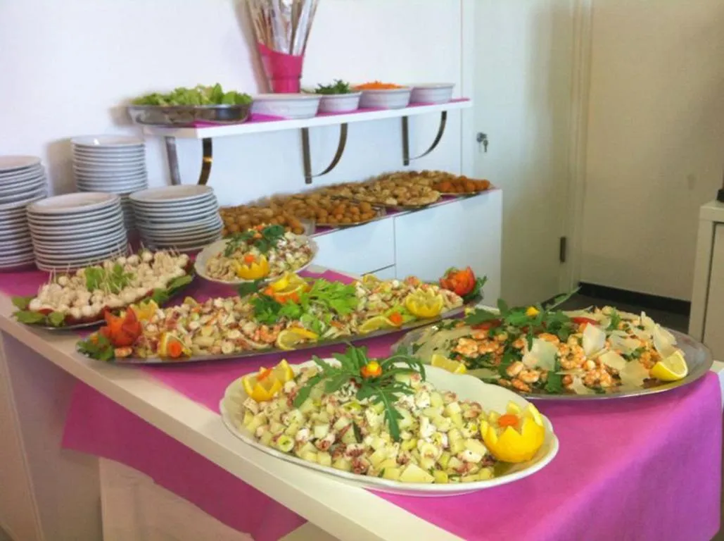 Food in Hotel Aurora