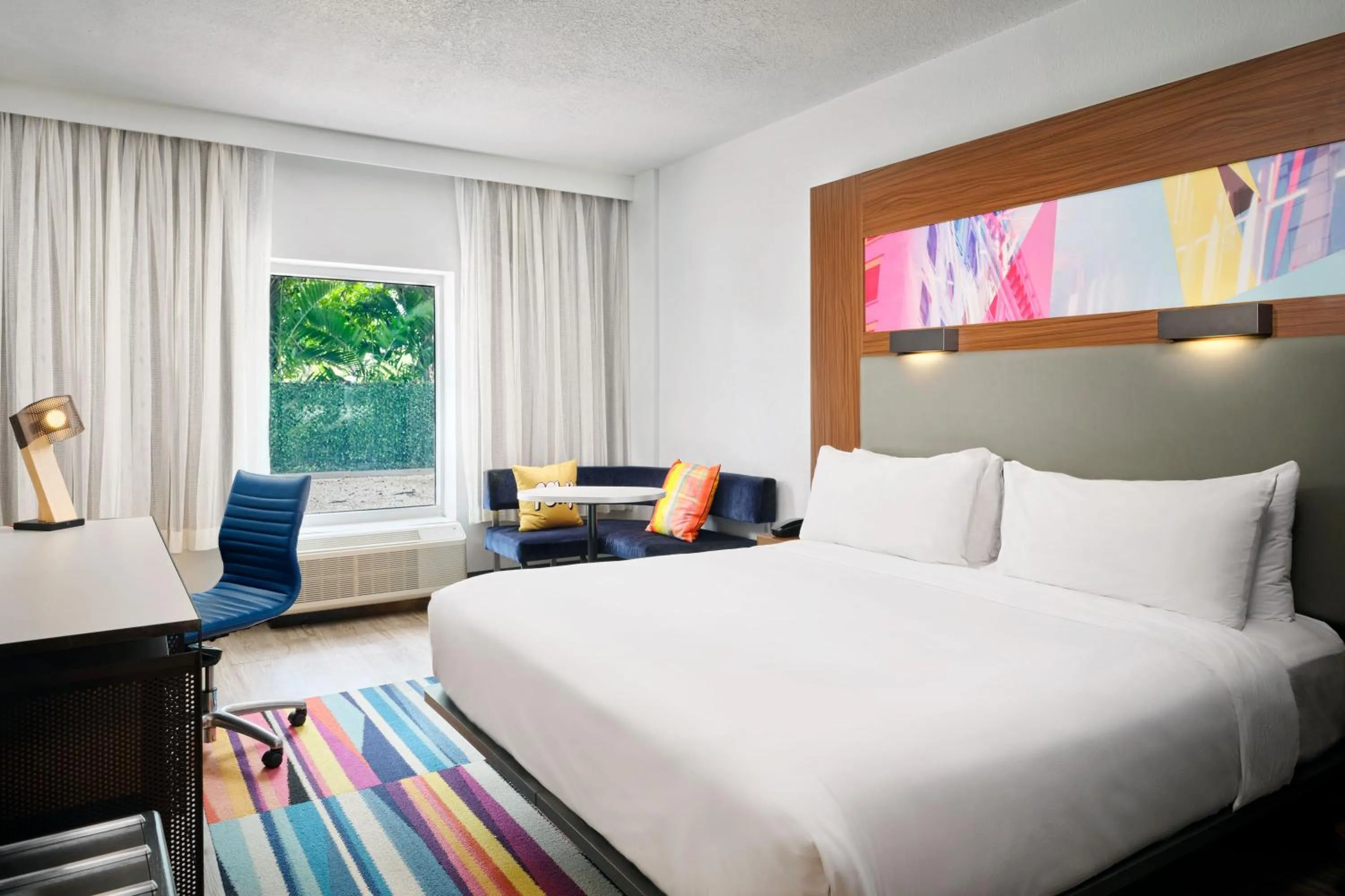 Bed in Aloft Miami Dadeland