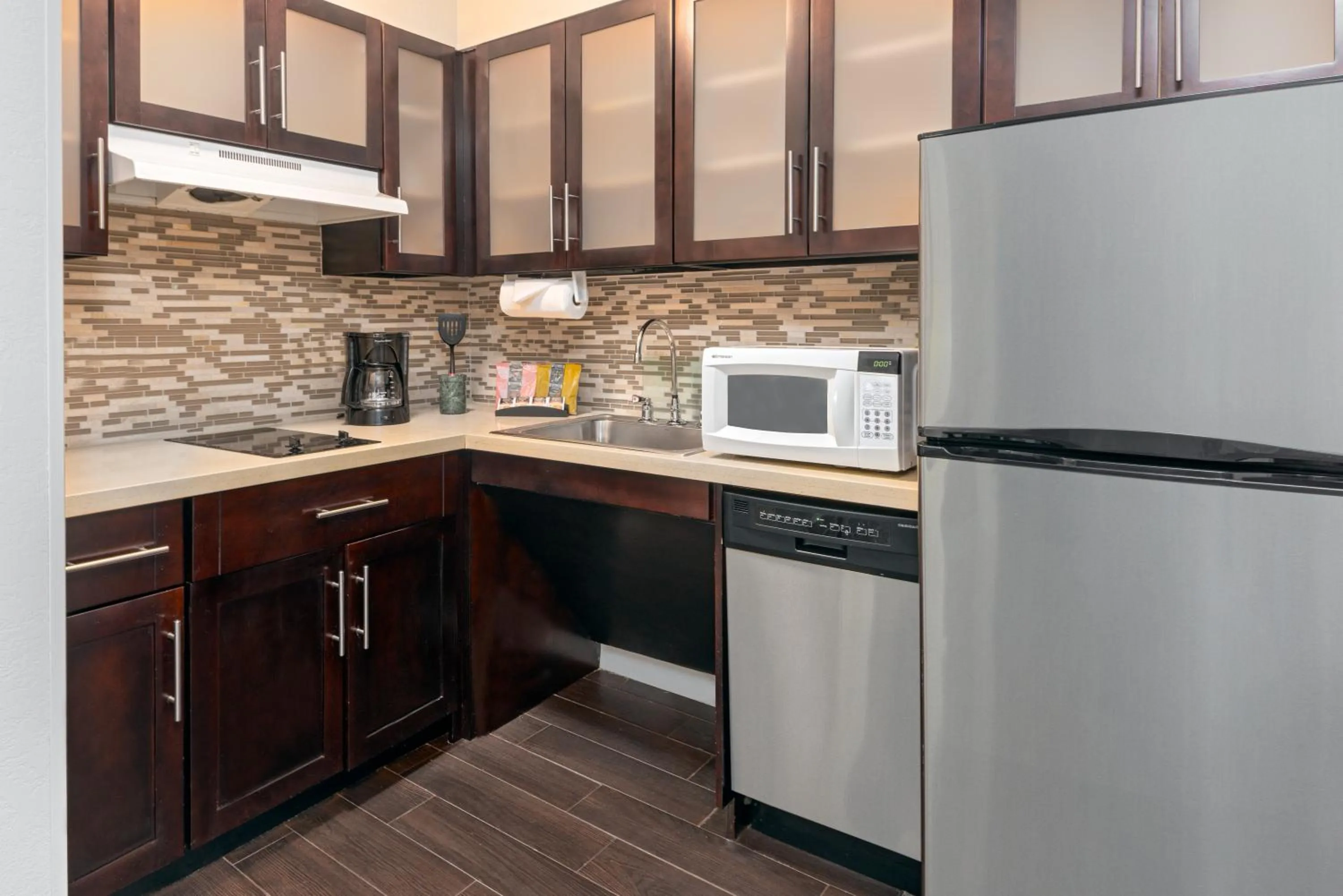 kitchen in Staybridge Suites Miami Doral Area by IHG