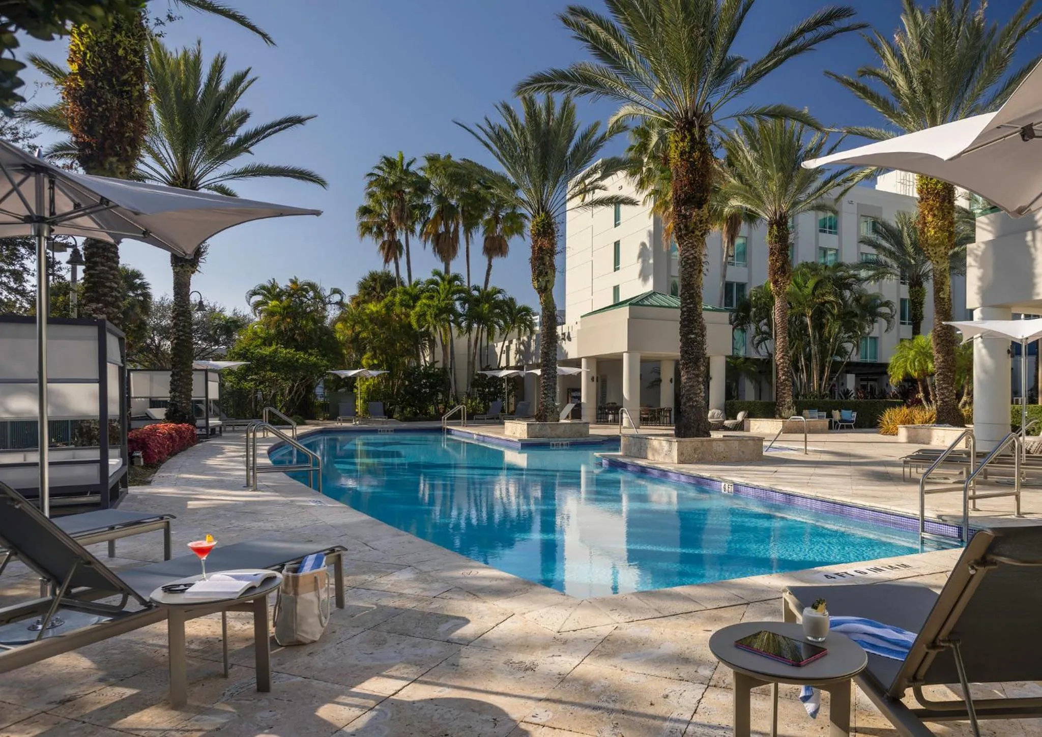 Swimming pool in InterContinental At Doral Miami by IHG