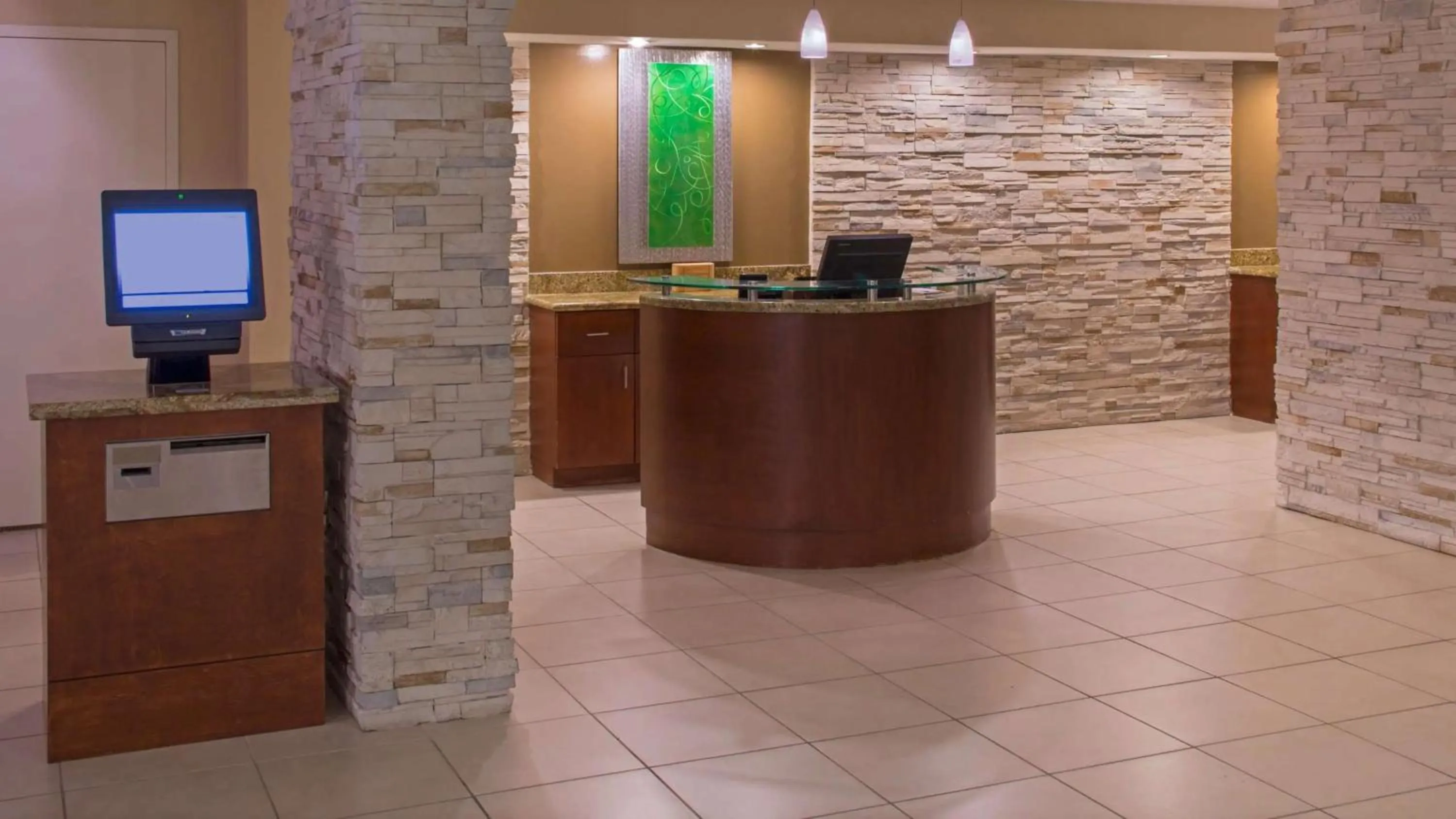 Lobby or reception in Sonesta Hotel Houston IAH Airport