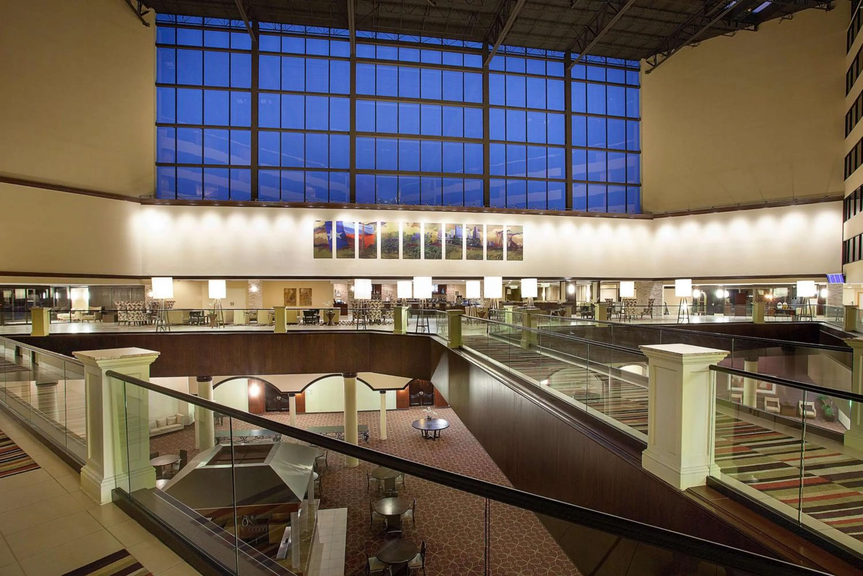 Lobby or reception in Sonesta Hotel Houston IAH Airport