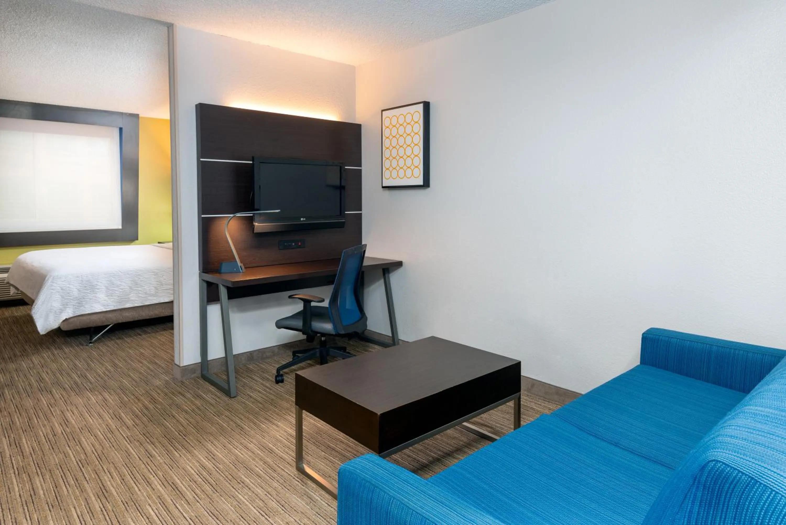 TV and multimedia, Bed in Holiday Inn Express Miami Airport Doral Area by IHG