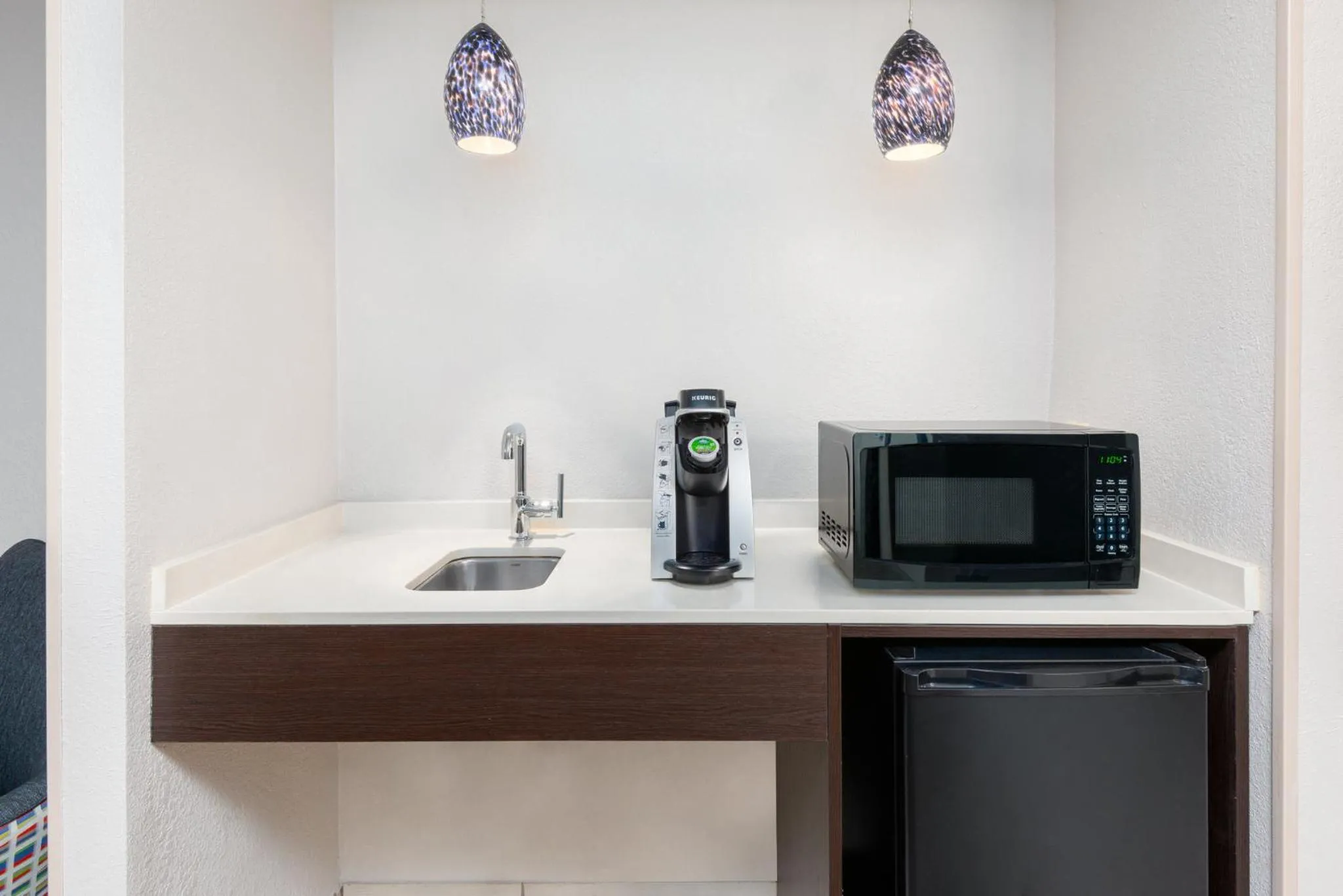 Photo of the whole room in Holiday Inn Express Miami Airport Doral Area by IHG