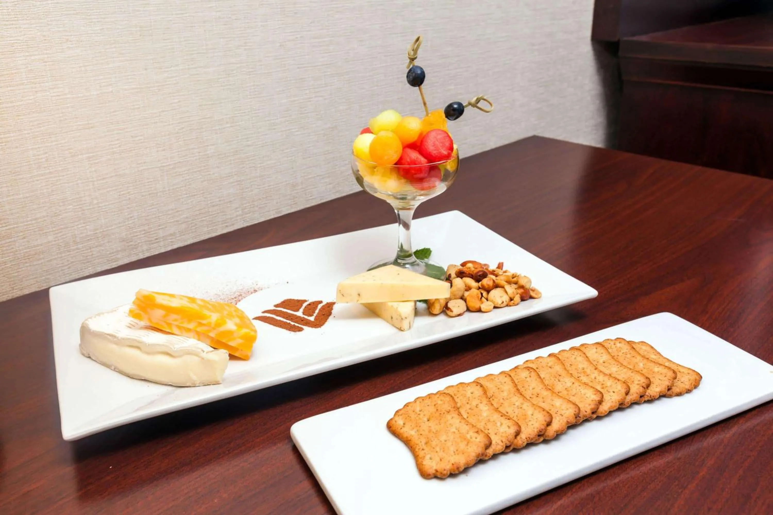 Restaurant/places to eat in Wyndham Boston Beacon Hill