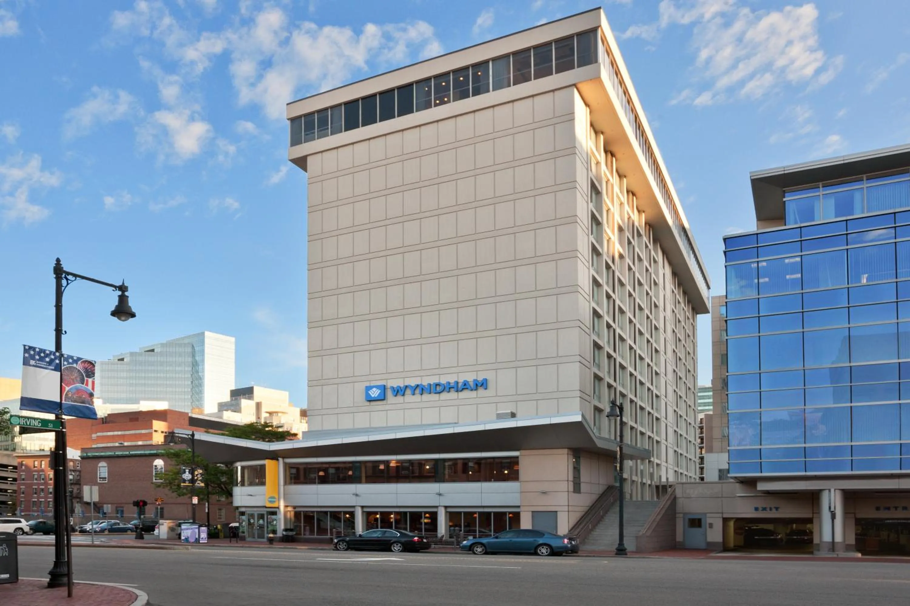 Facade/entrance in Wyndham Boston Beacon Hill