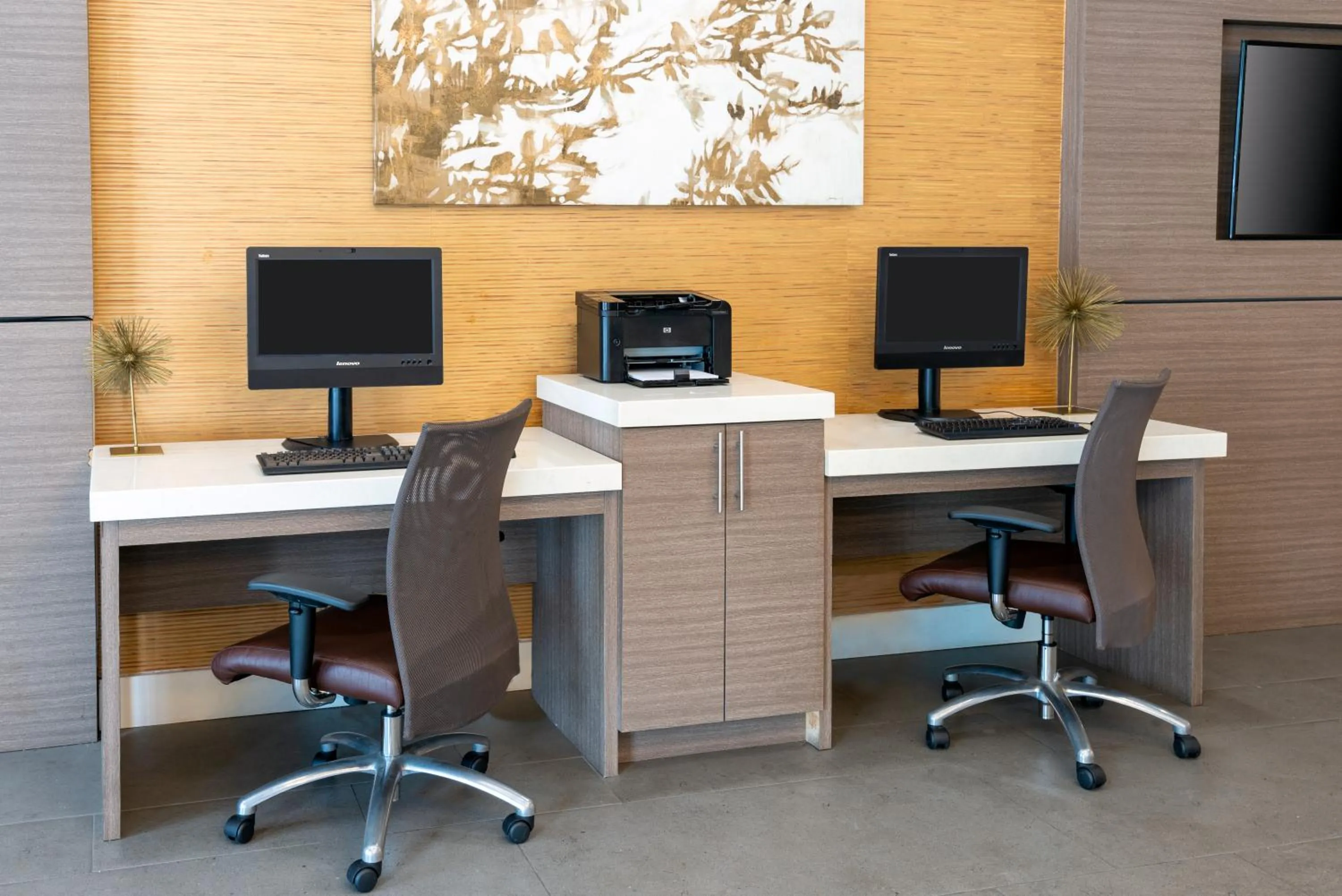 Business facilities in Holiday Inn Miami-Doral Area by IHG