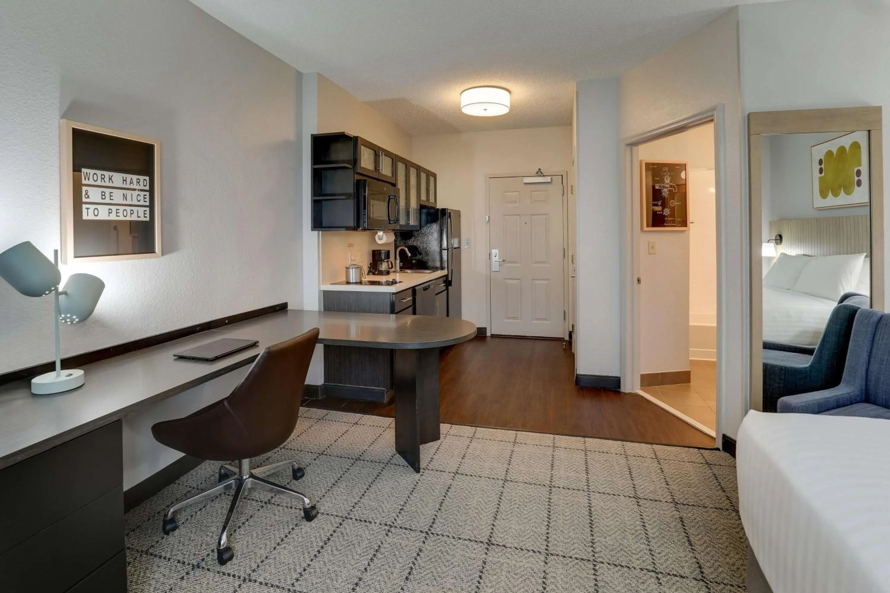 Photo of the whole room in Sonesta Simply Suites Miami Airport Doral