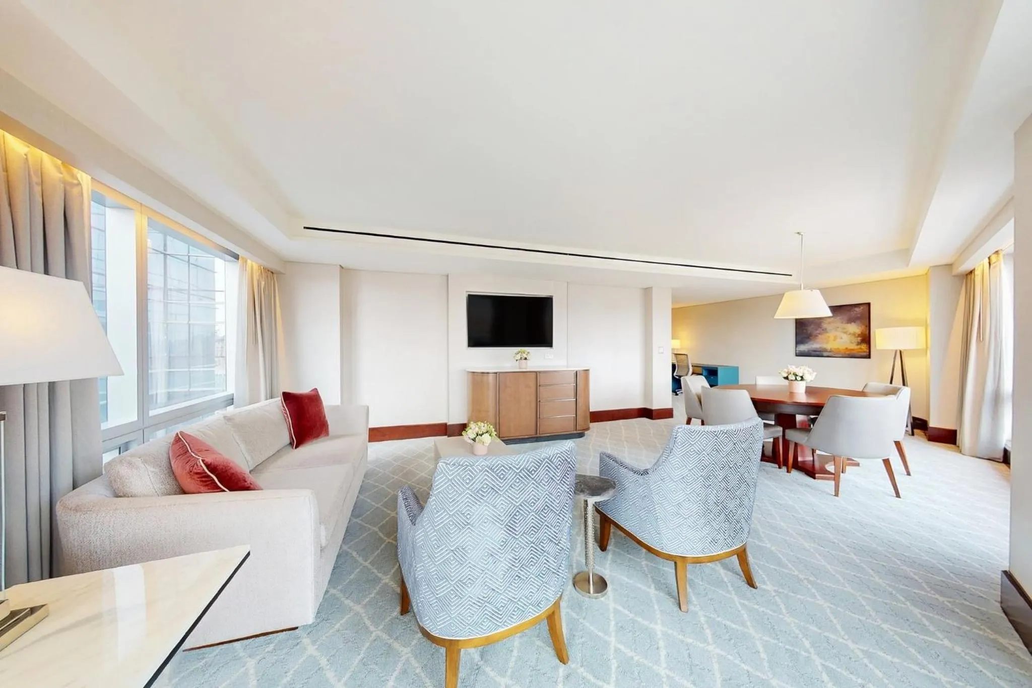 Photo of the whole room in InterContinental Boston by IHG