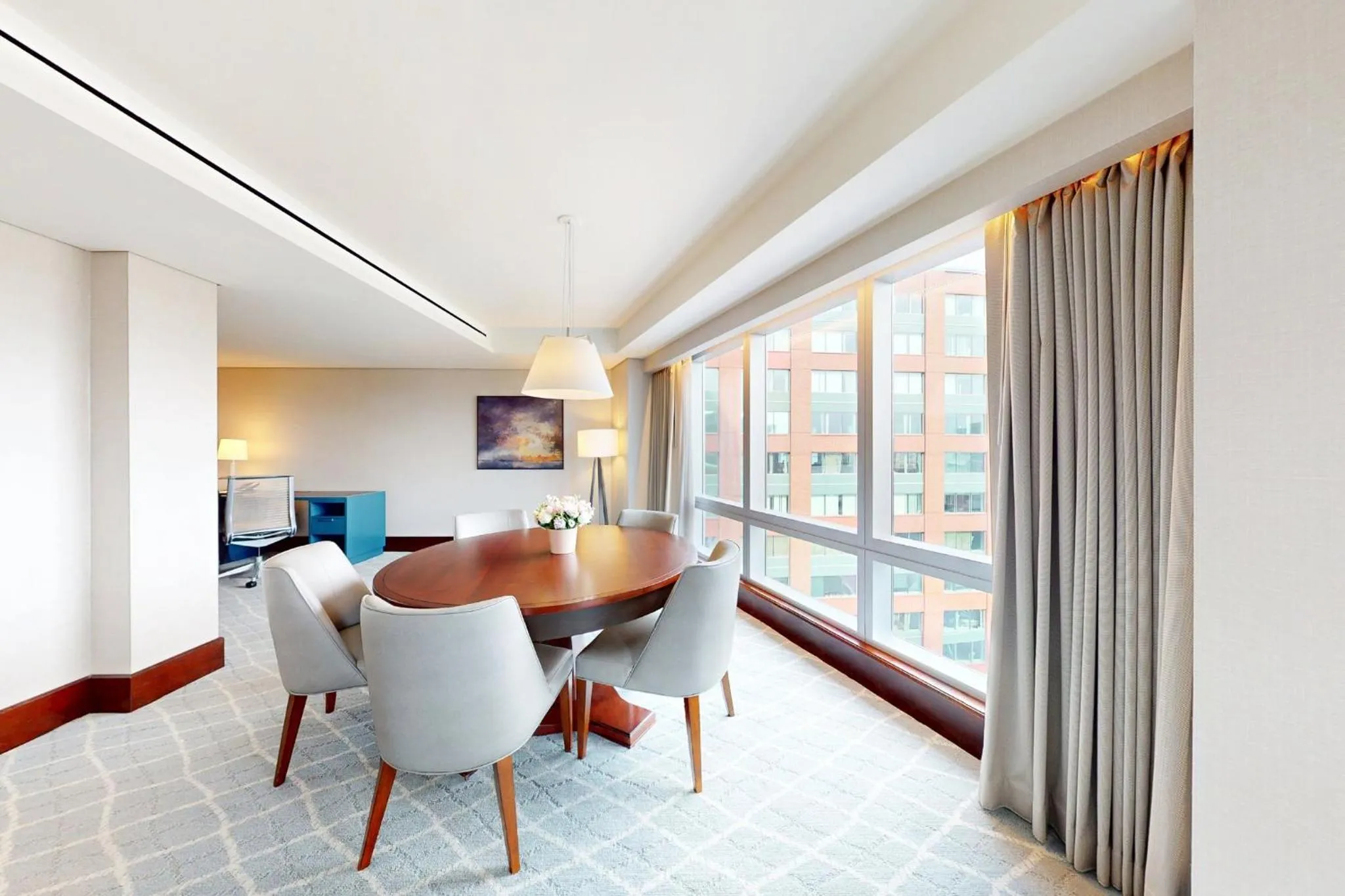 Photo of the whole room in InterContinental Boston by IHG