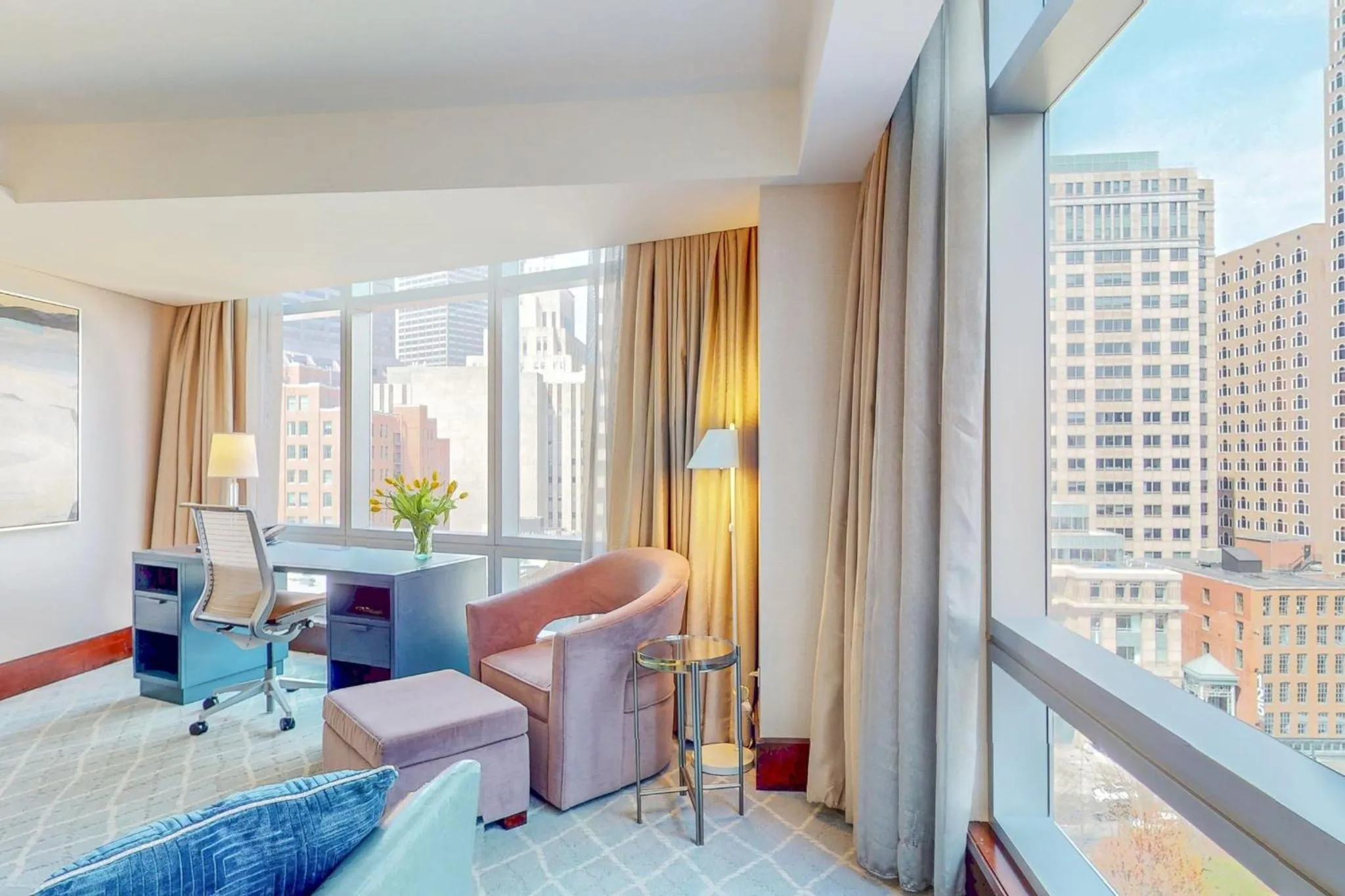 Photo of the whole room in InterContinental Boston by IHG