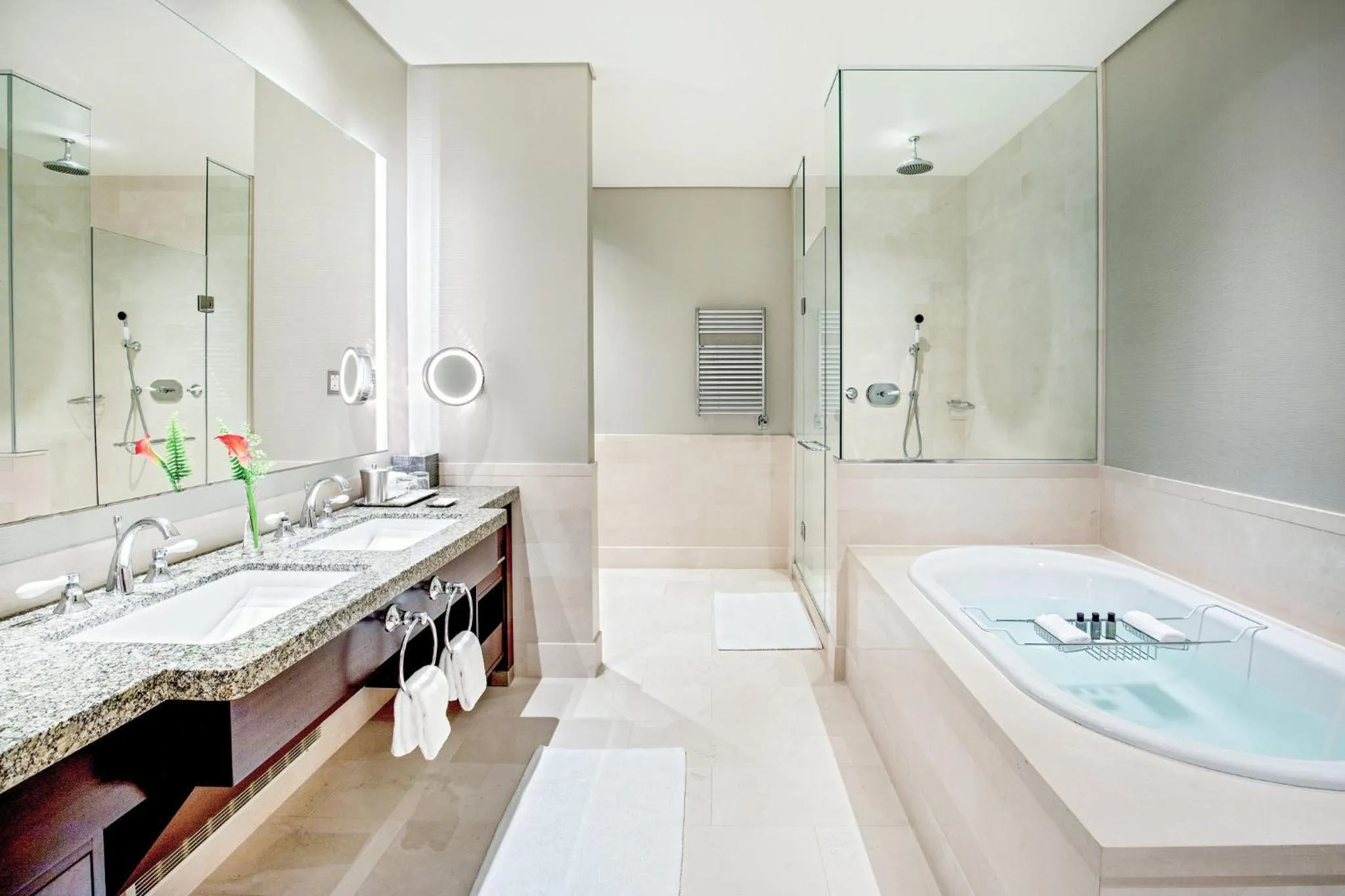 Photo of the whole room in InterContinental Boston by IHG