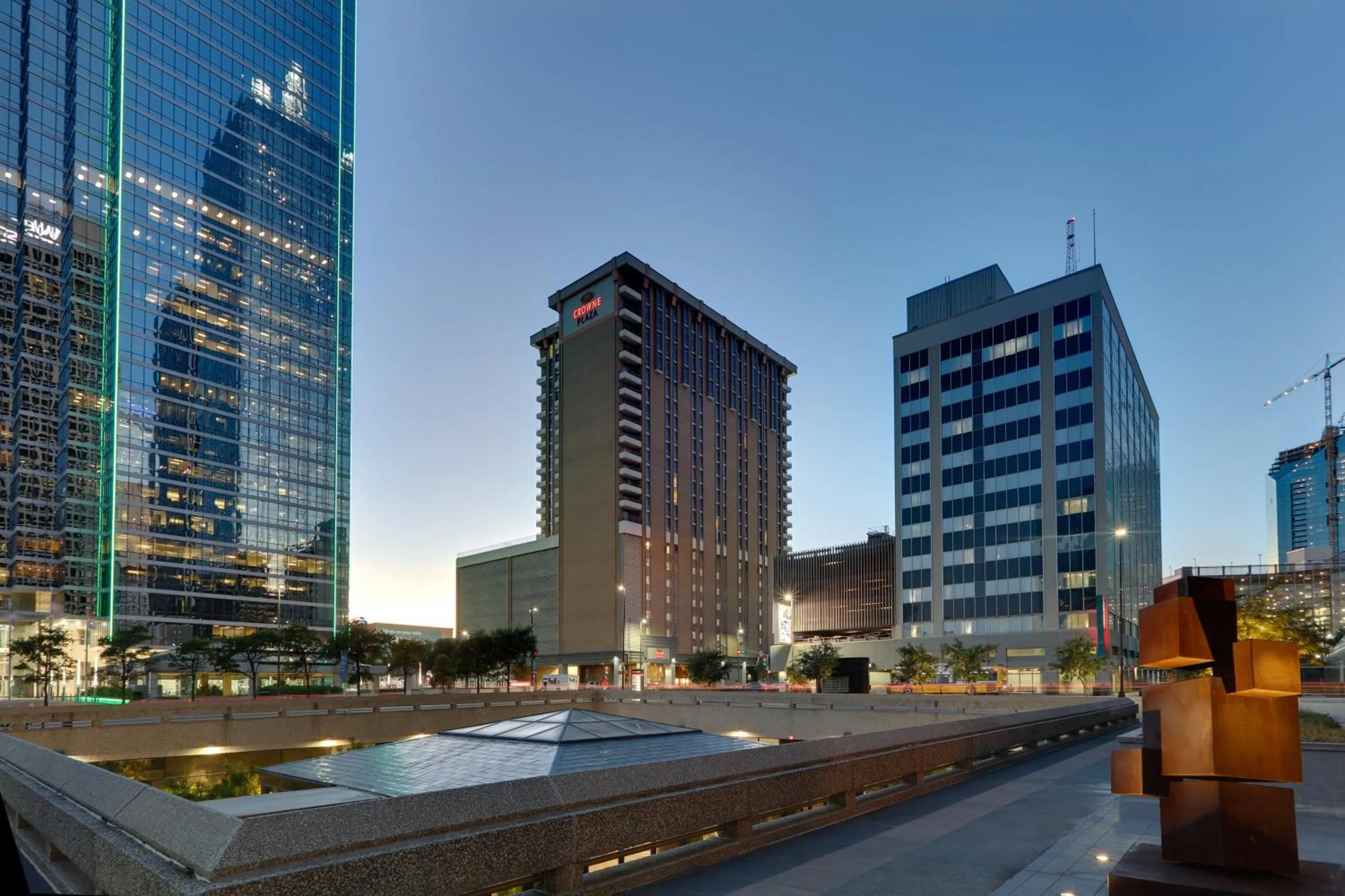 Property building in Crowne Plaza Dallas Downtown by IHG