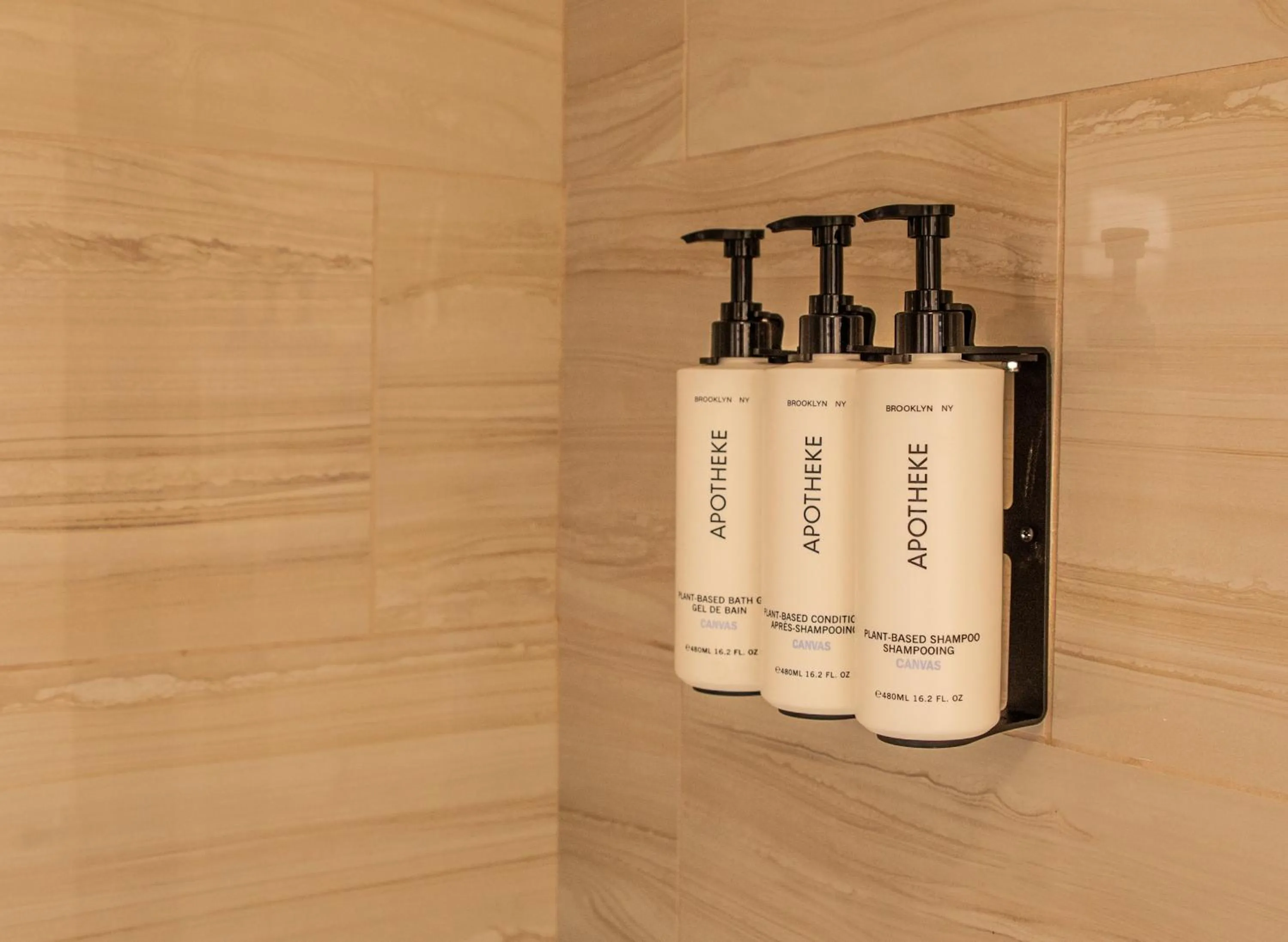 Photo of the whole room in Crowne Plaza Dallas Downtown by IHG