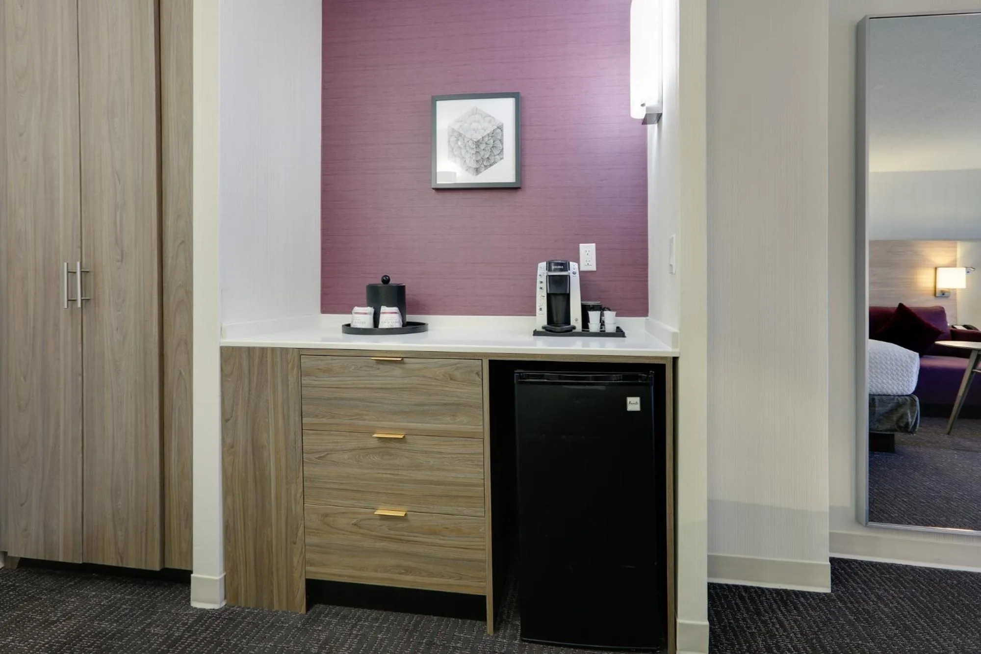 Coffee/tea facilities in Crowne Plaza Dallas Downtown by IHG