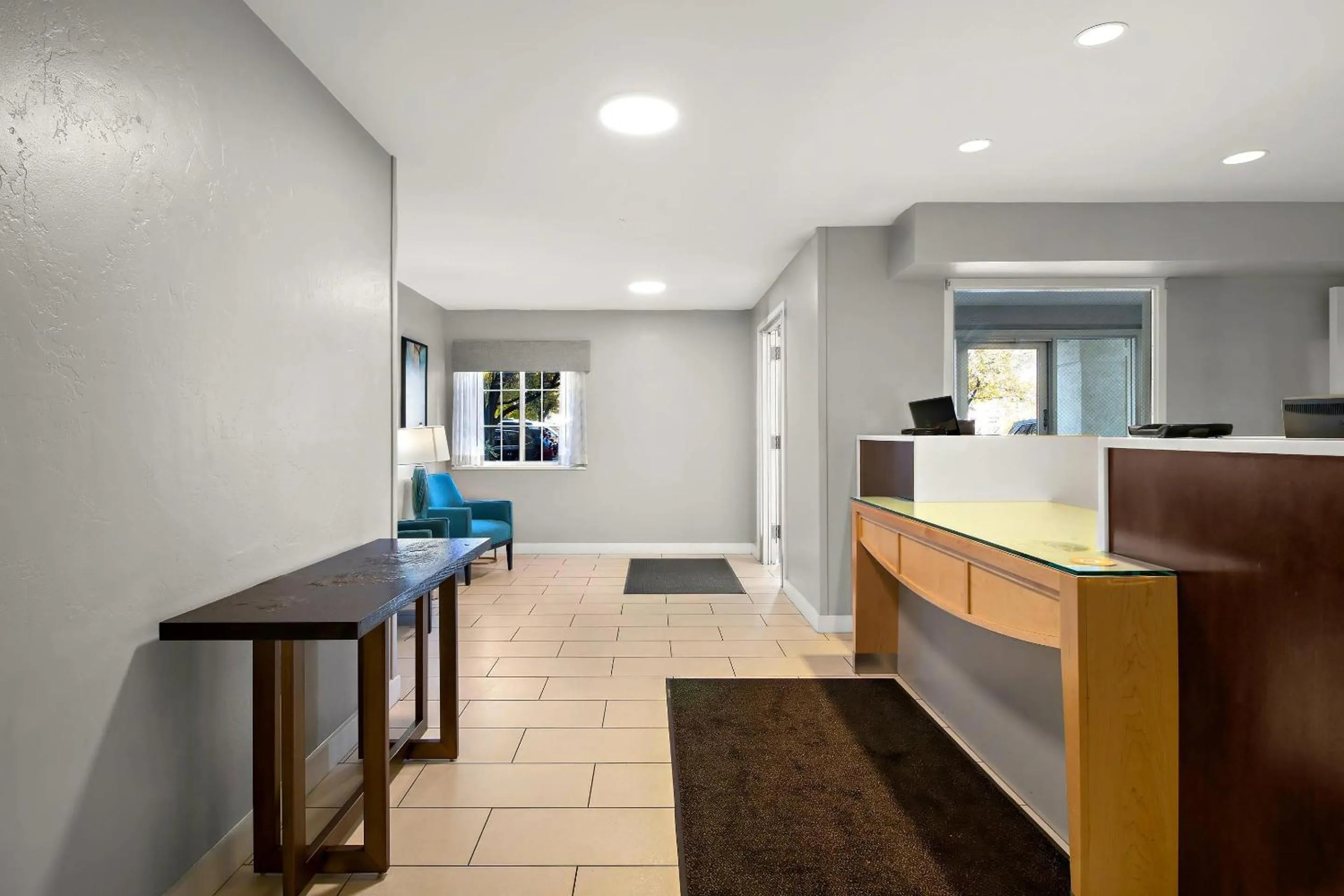 Lobby or reception in MainStay Suites Salt Lake City Fort Union