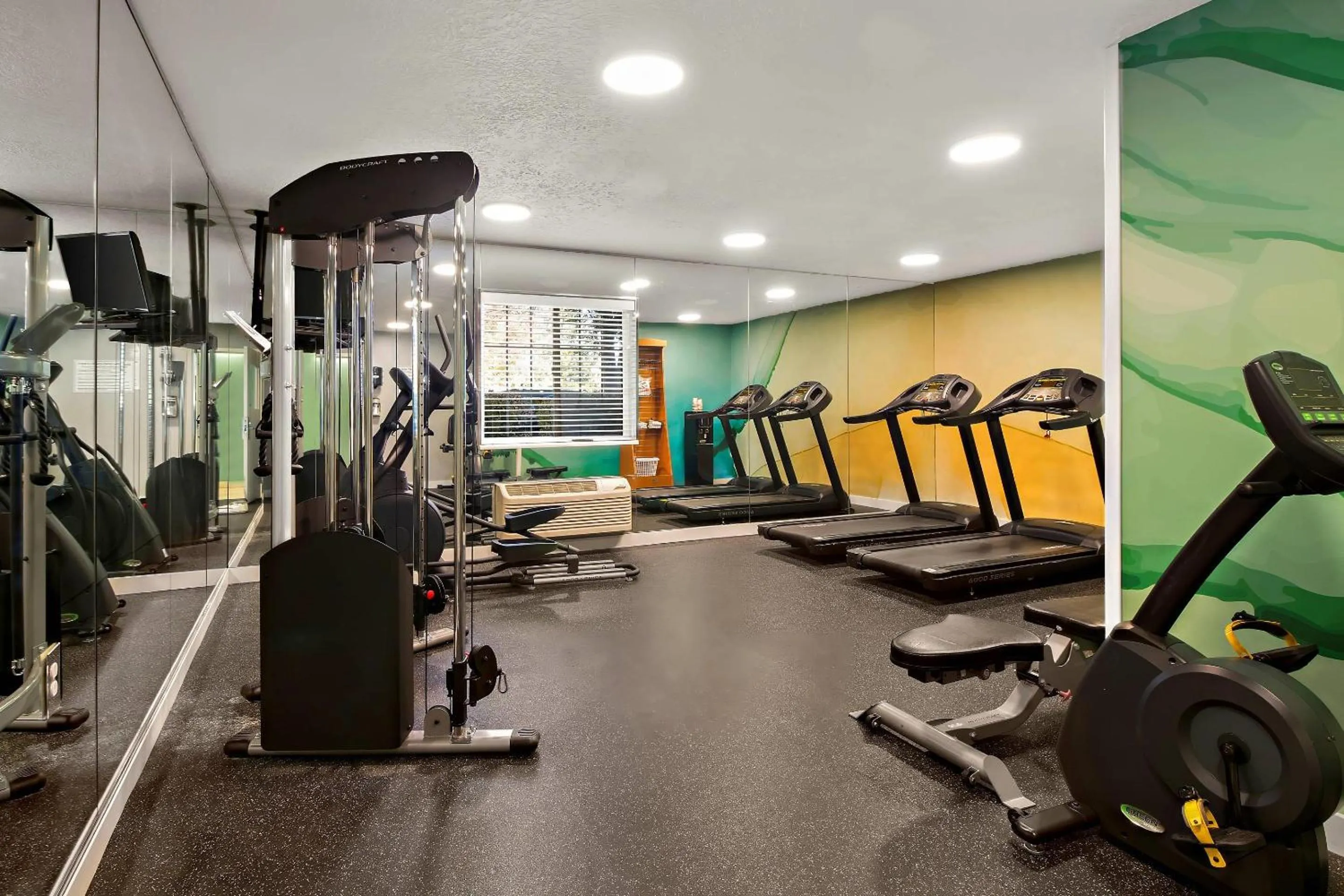 Fitness centre/facilities in MainStay Suites Salt Lake City Fort Union